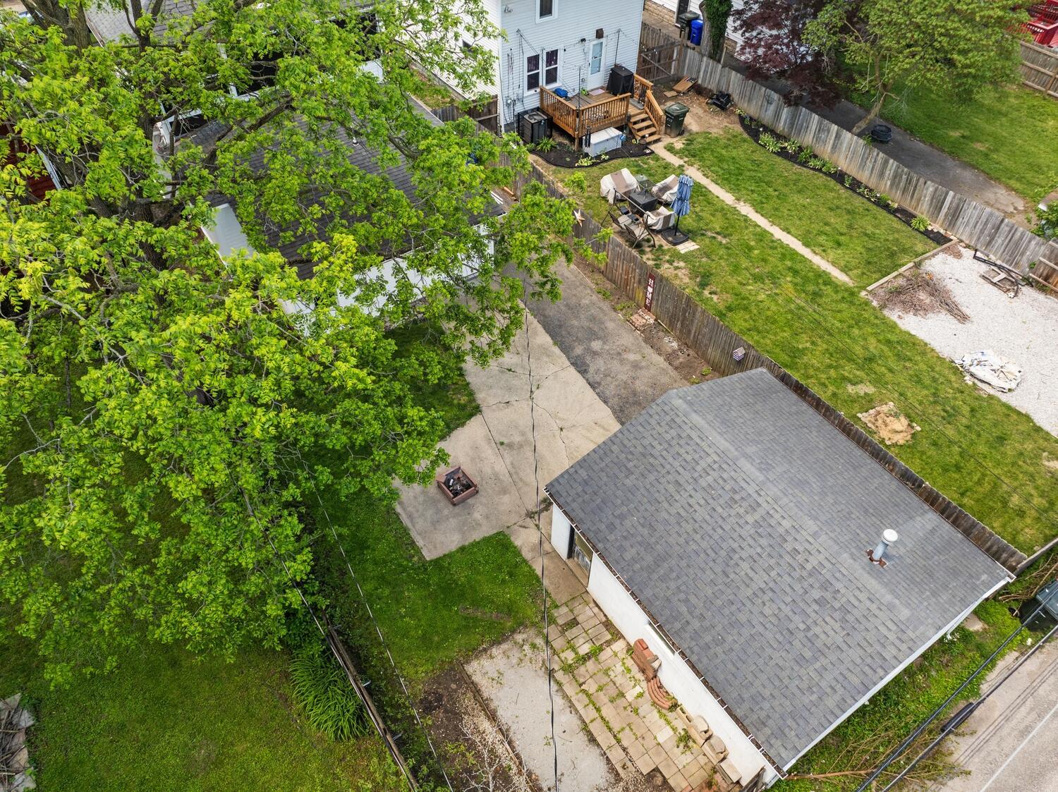 216 N Warren Avenue