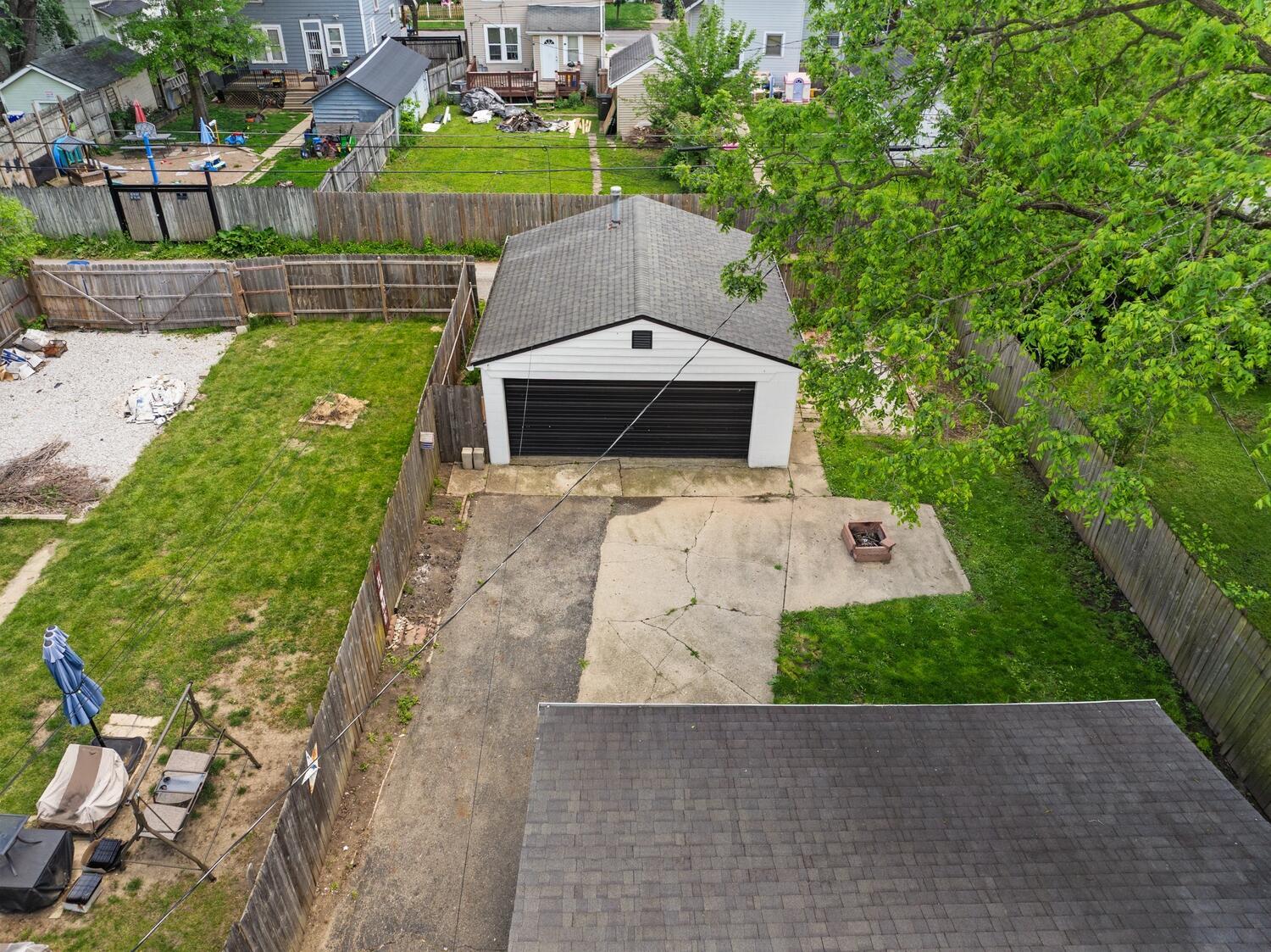 216 N Warren Avenue