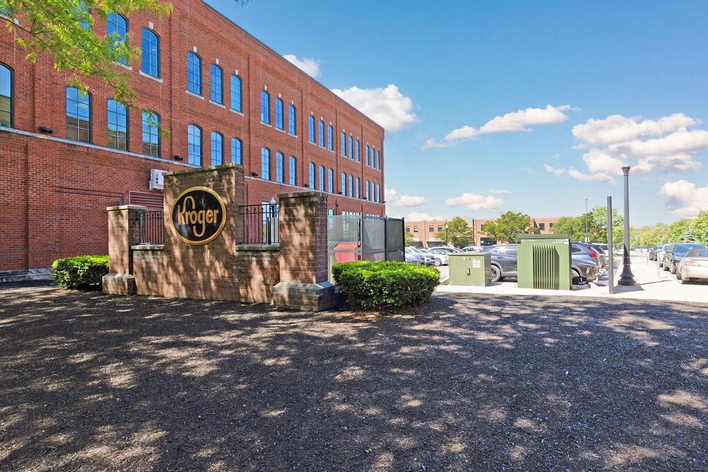 544 S Front Street, 316