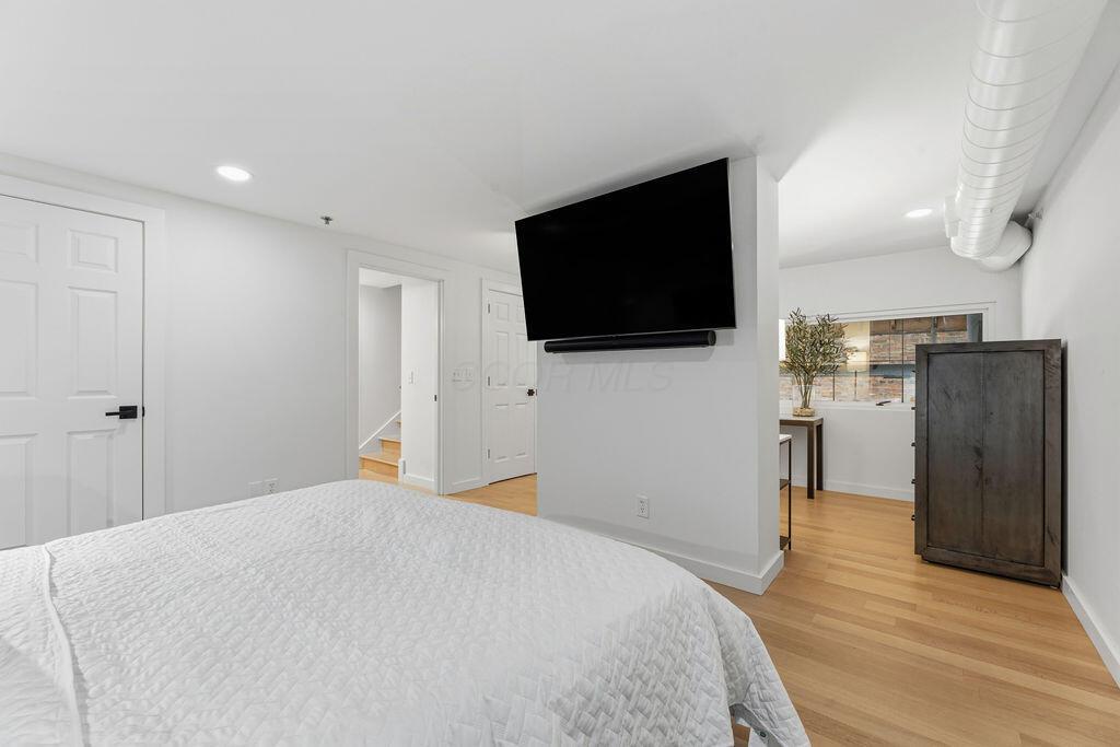 544 S Front Street, 316