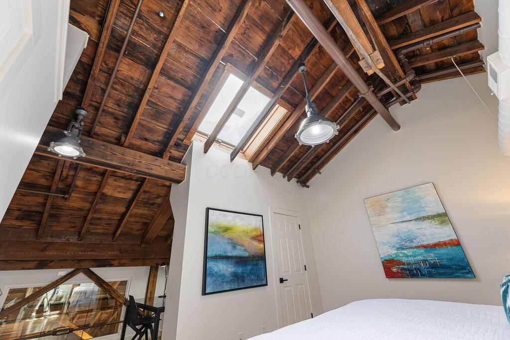 544 S Front Street, 316