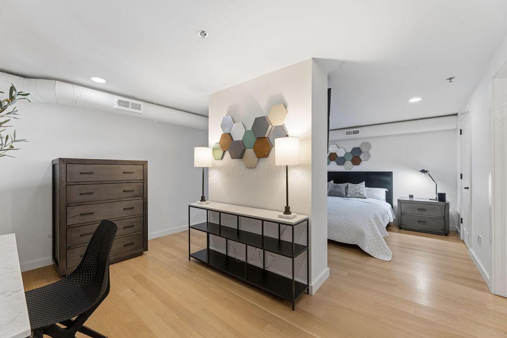 544 S Front Street, 316