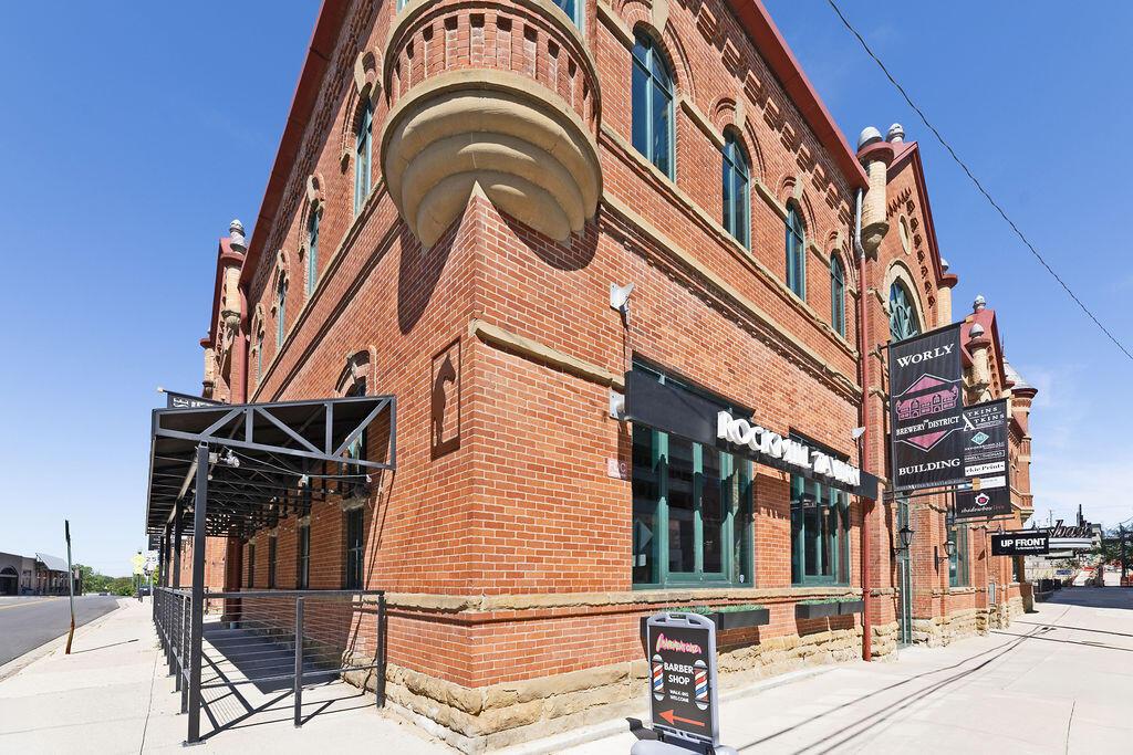 544 S Front Street, 316
