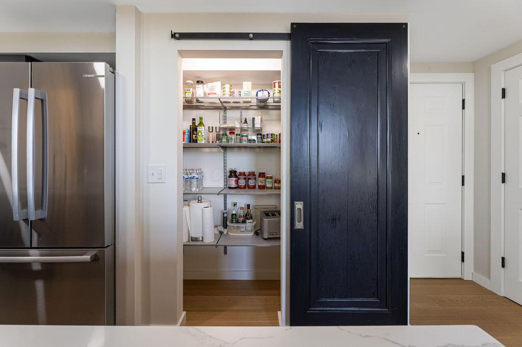 544 S Front Street, 316