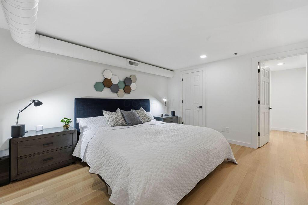 544 S Front Street, 316