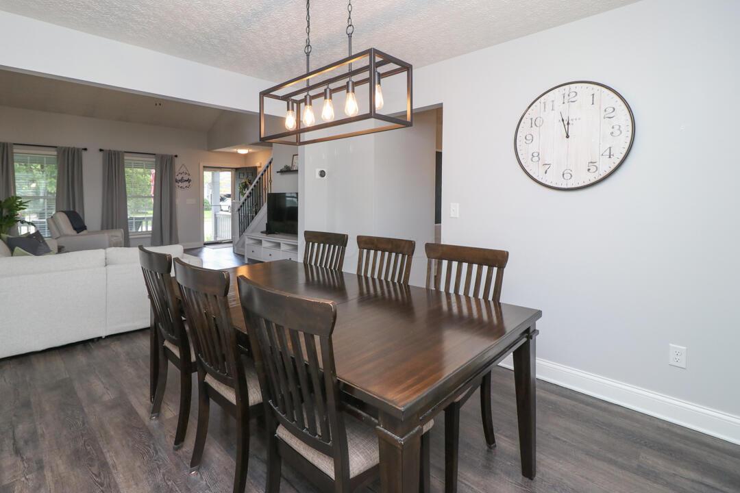 1004 Weather Vane Way