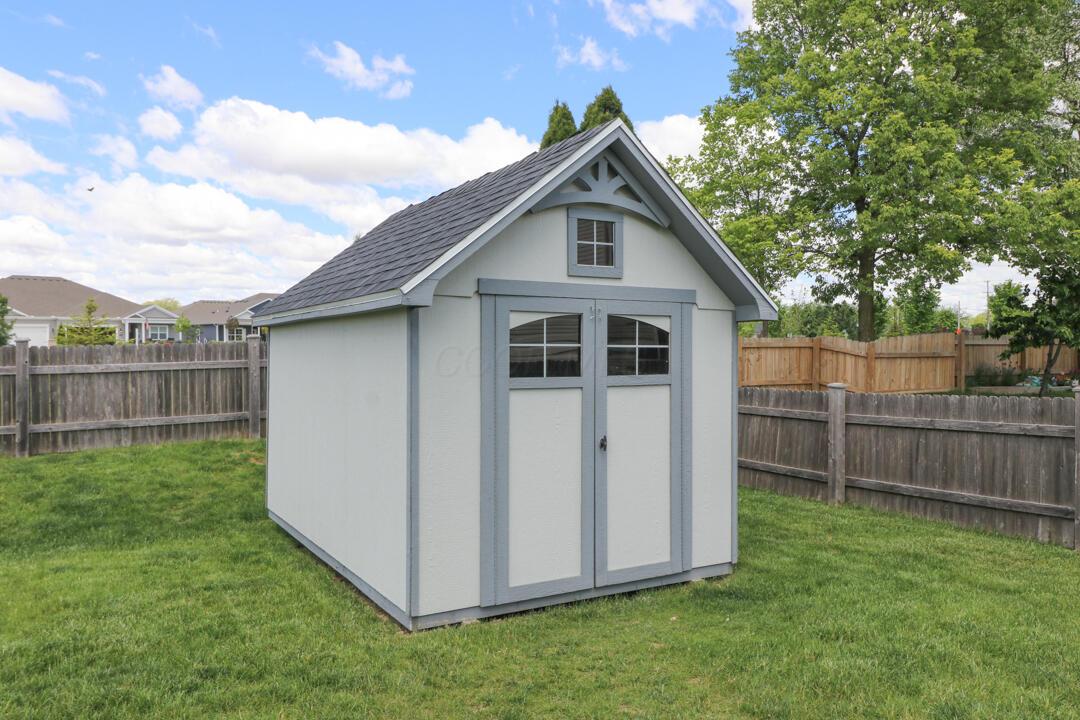 1004 Weather Vane Way