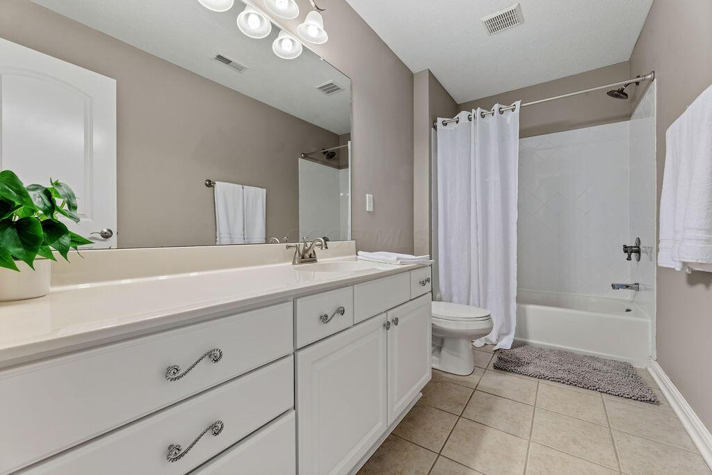 4322 Hickory Rock Drive