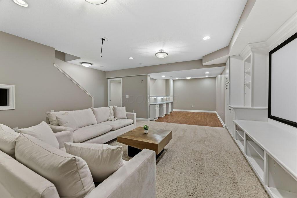 4322 Hickory Rock Drive
