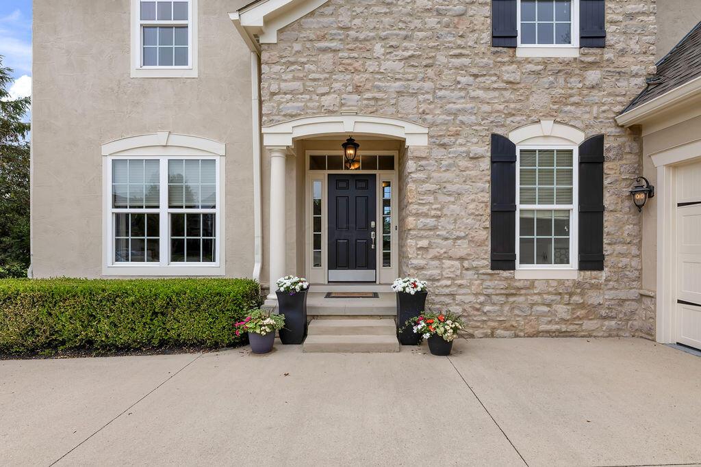 4322 Hickory Rock Drive