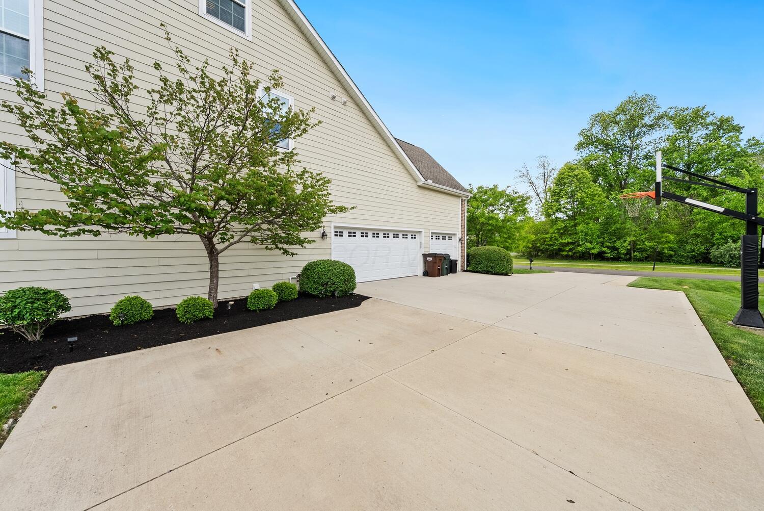 6139 Acadia Court