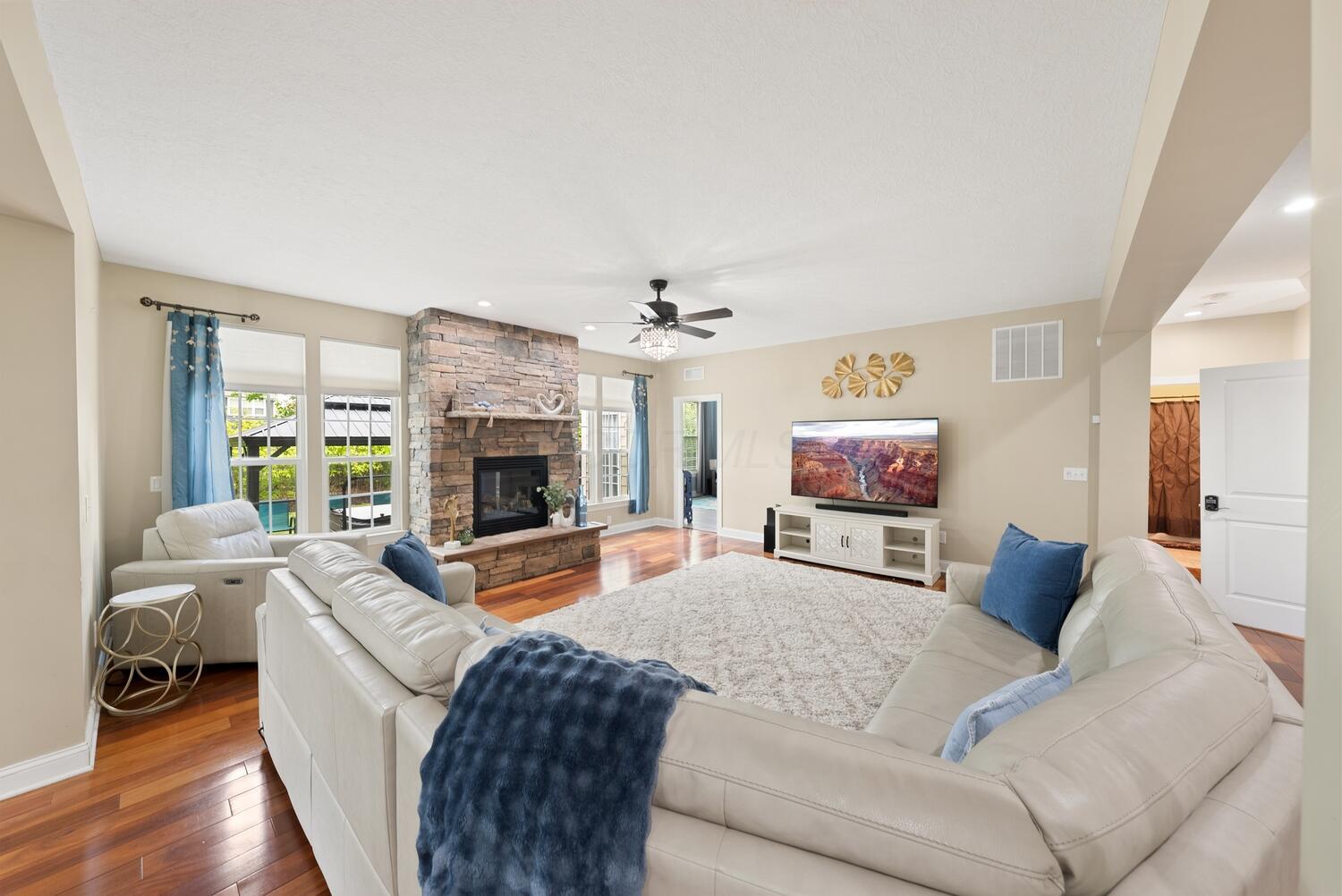6139 Acadia Court