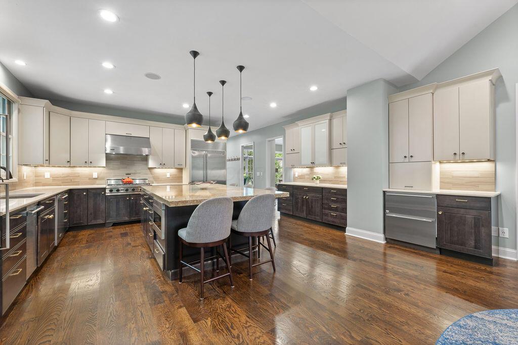 7596 Clear Creek Court