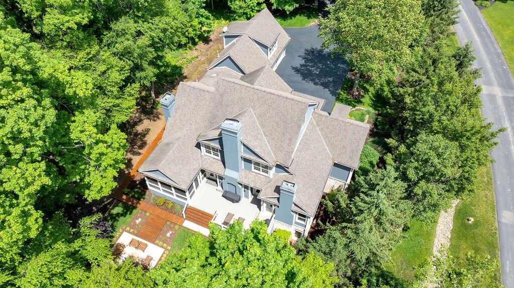 7596 Clear Creek Court