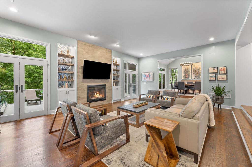 7596 Clear Creek Court