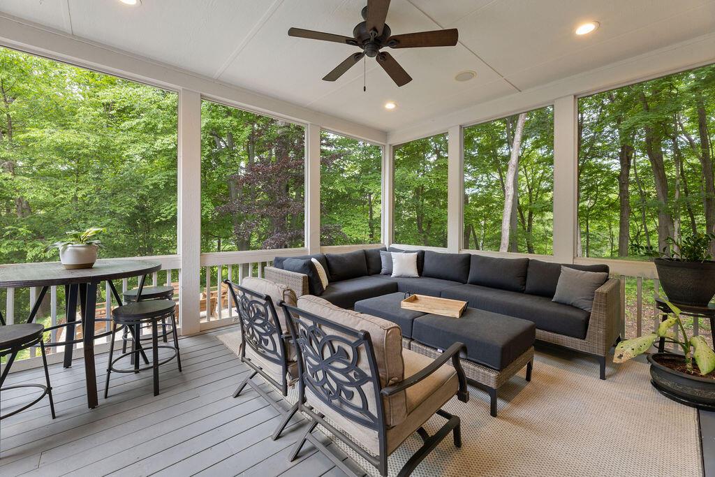 7596 Clear Creek Court