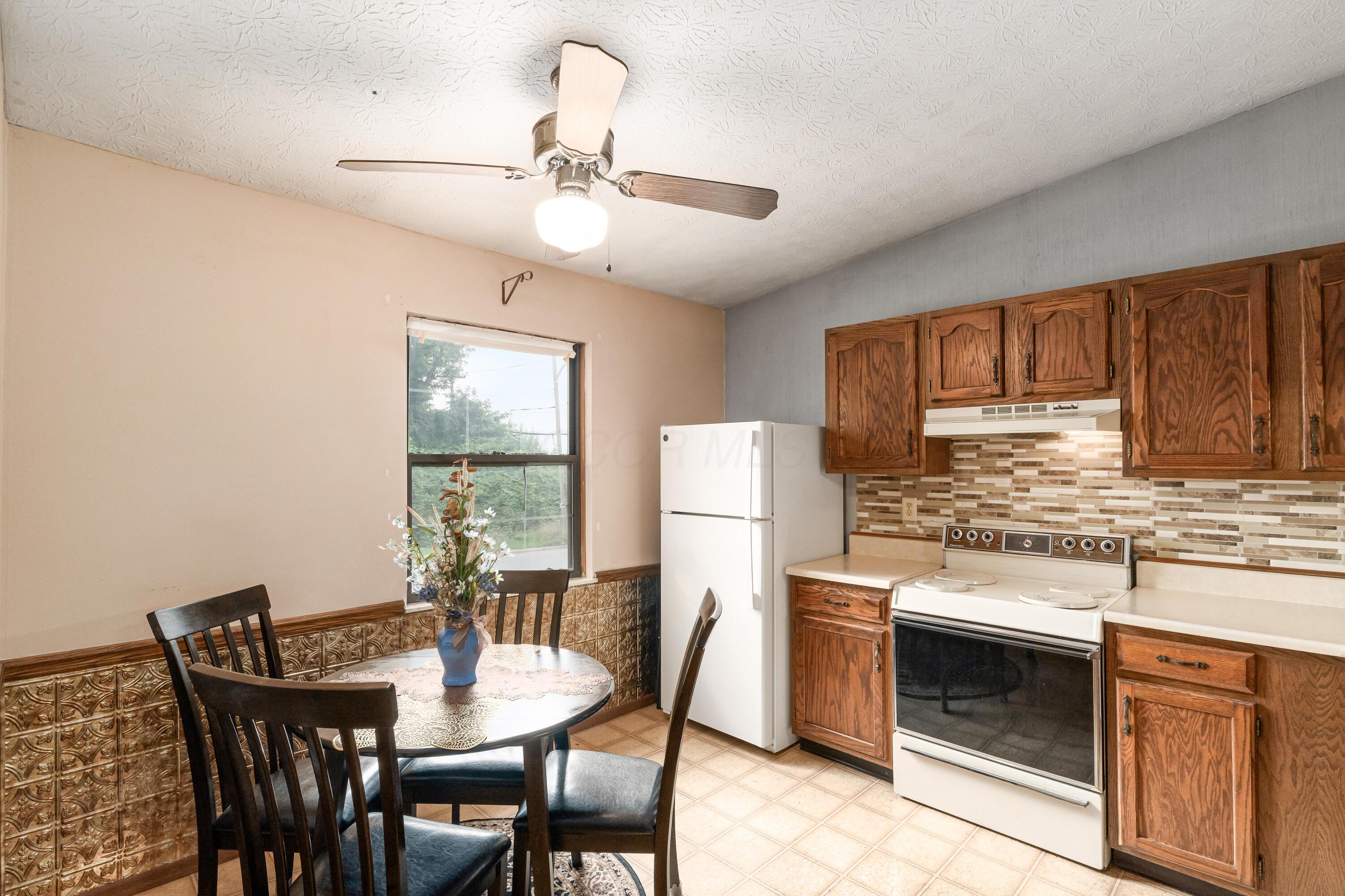 6388 Teapot Lane