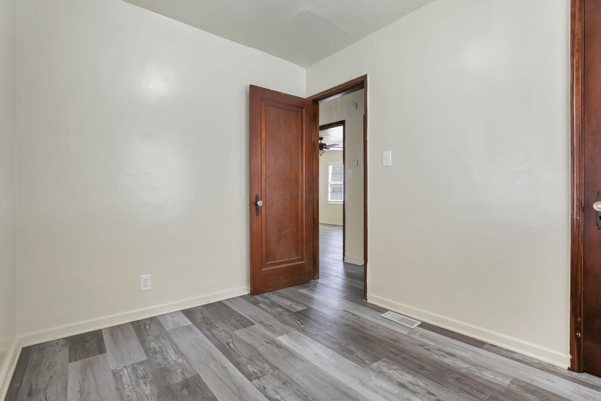 2358 Linden Avenue