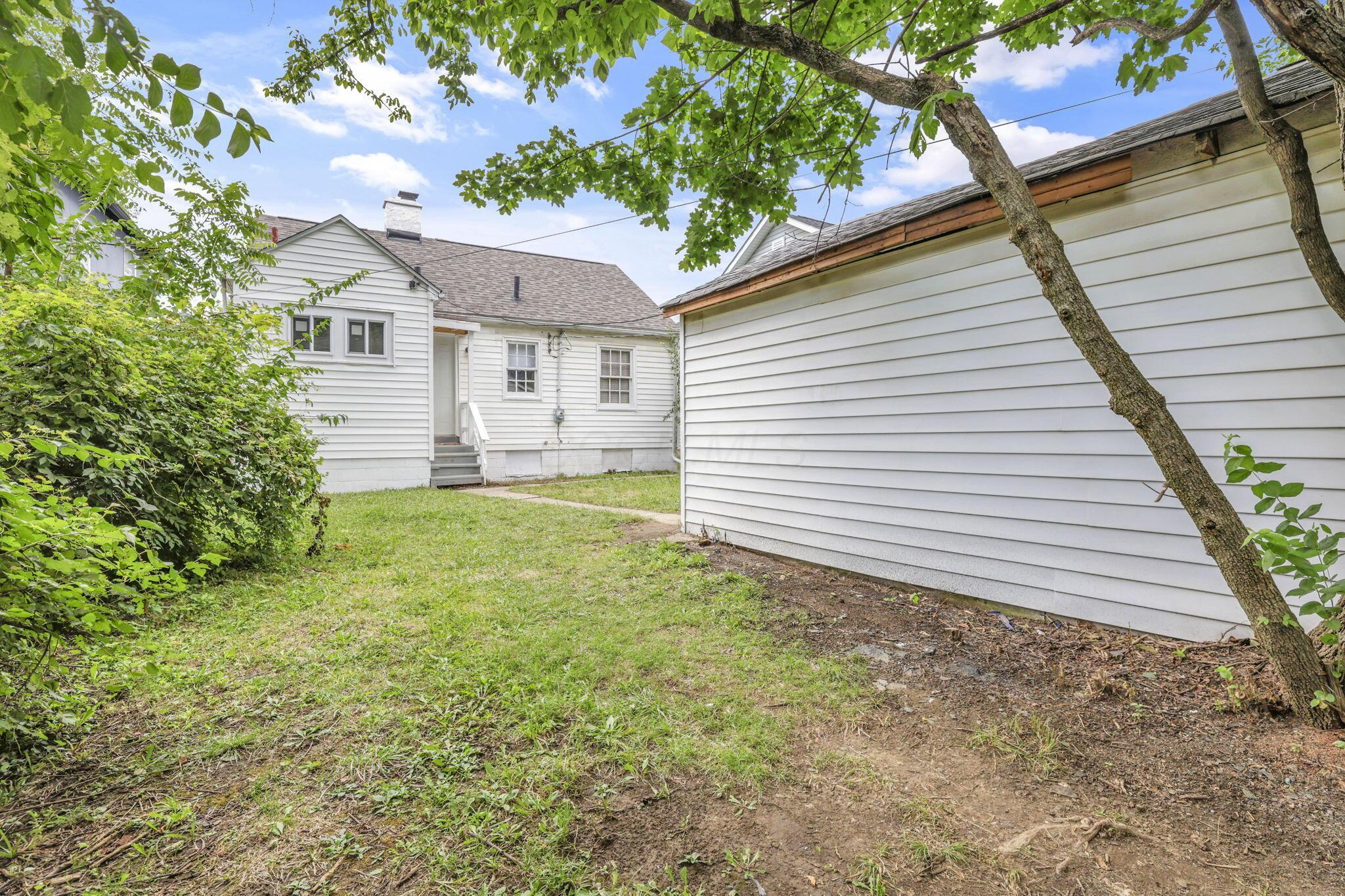 2358 Linden Avenue