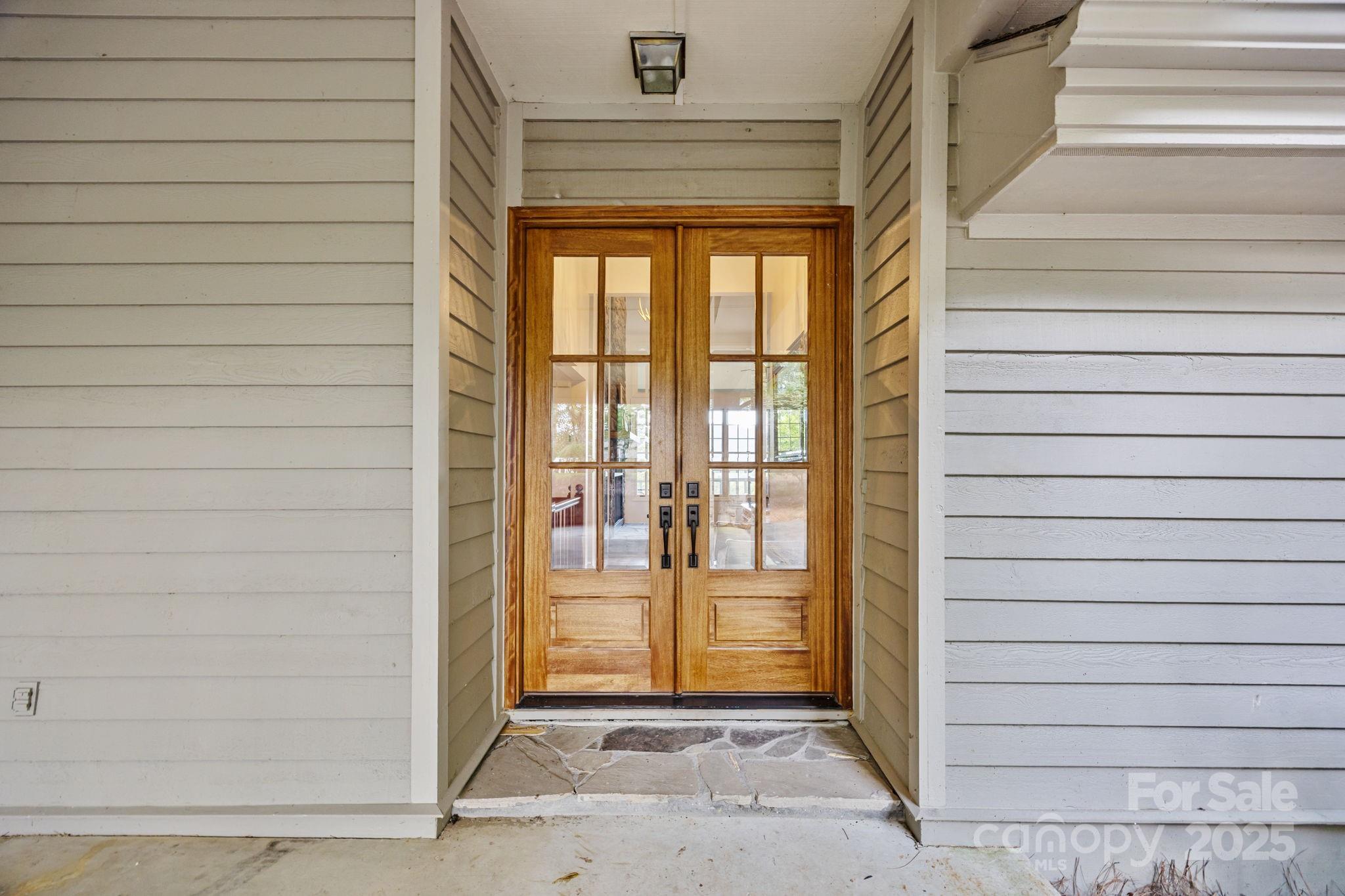 294 Club Colony Lane