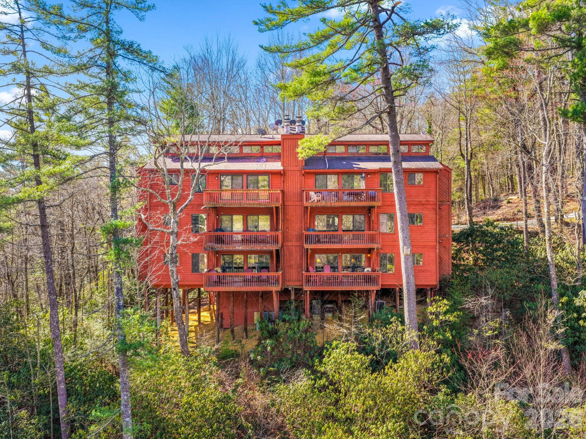 221 Toxaway Falls Drive Unit: 1