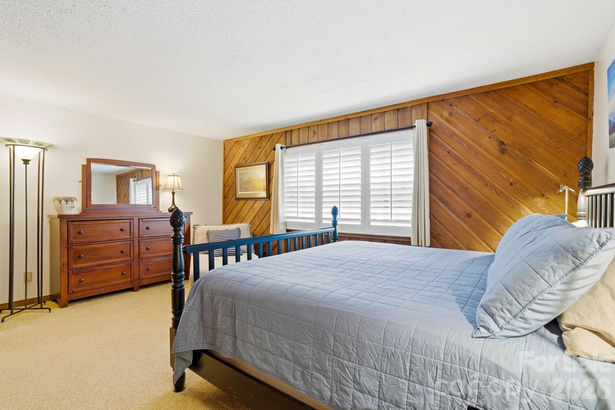 221 Toxaway Falls Drive Unit: 1