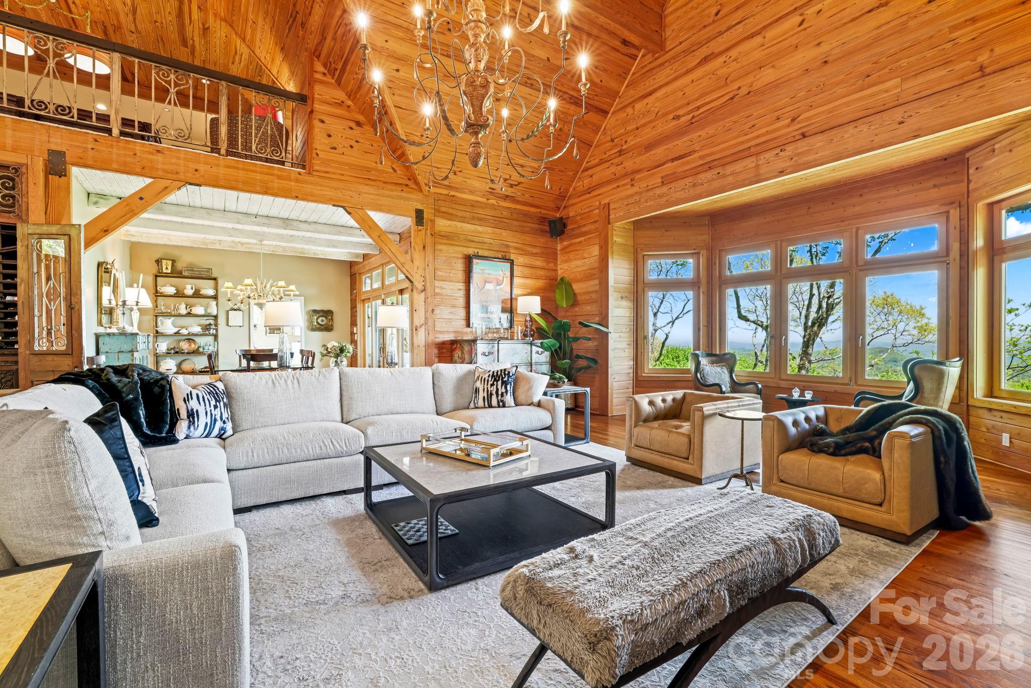 1052 Toxaway Drive