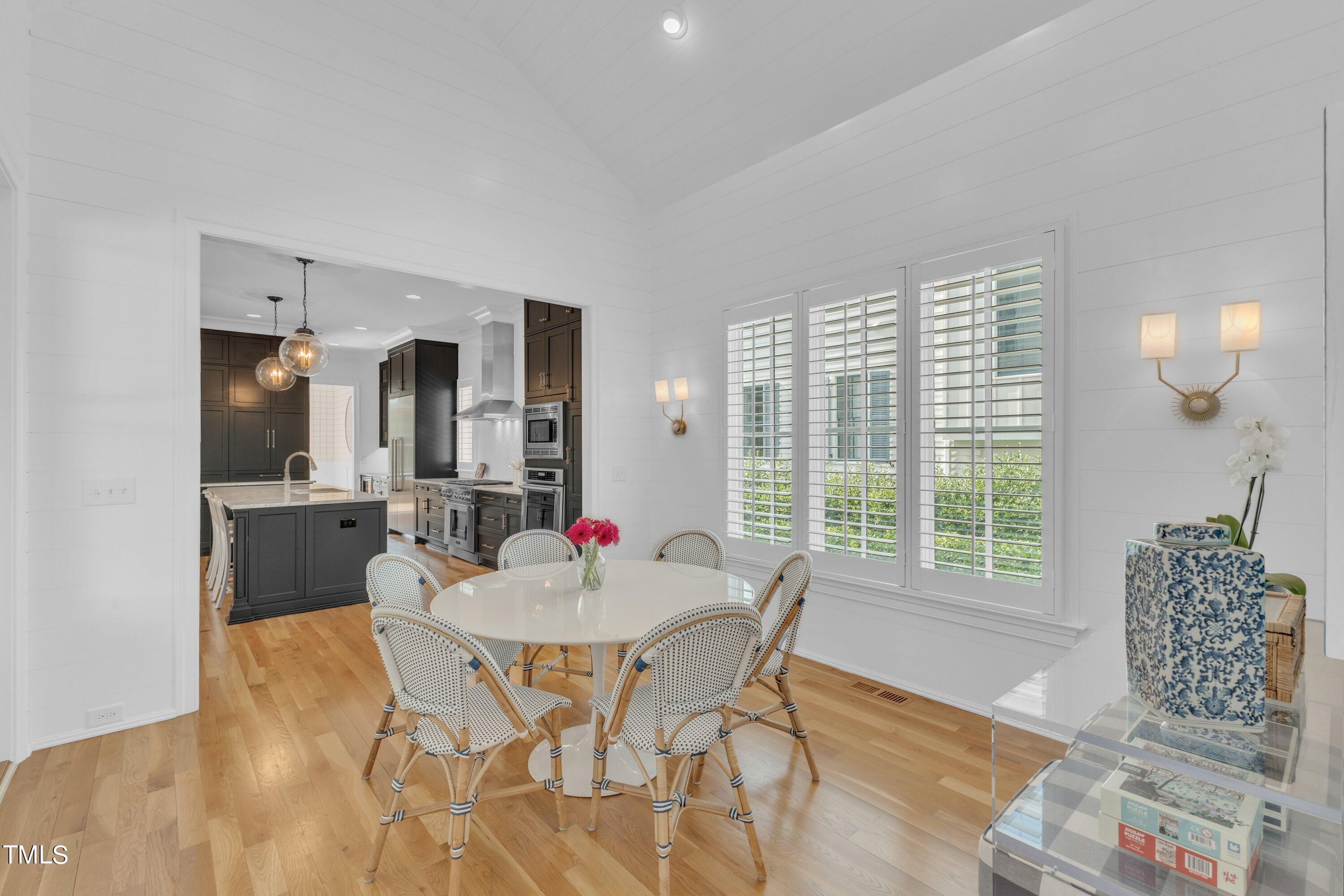 3517 Bellevue Road