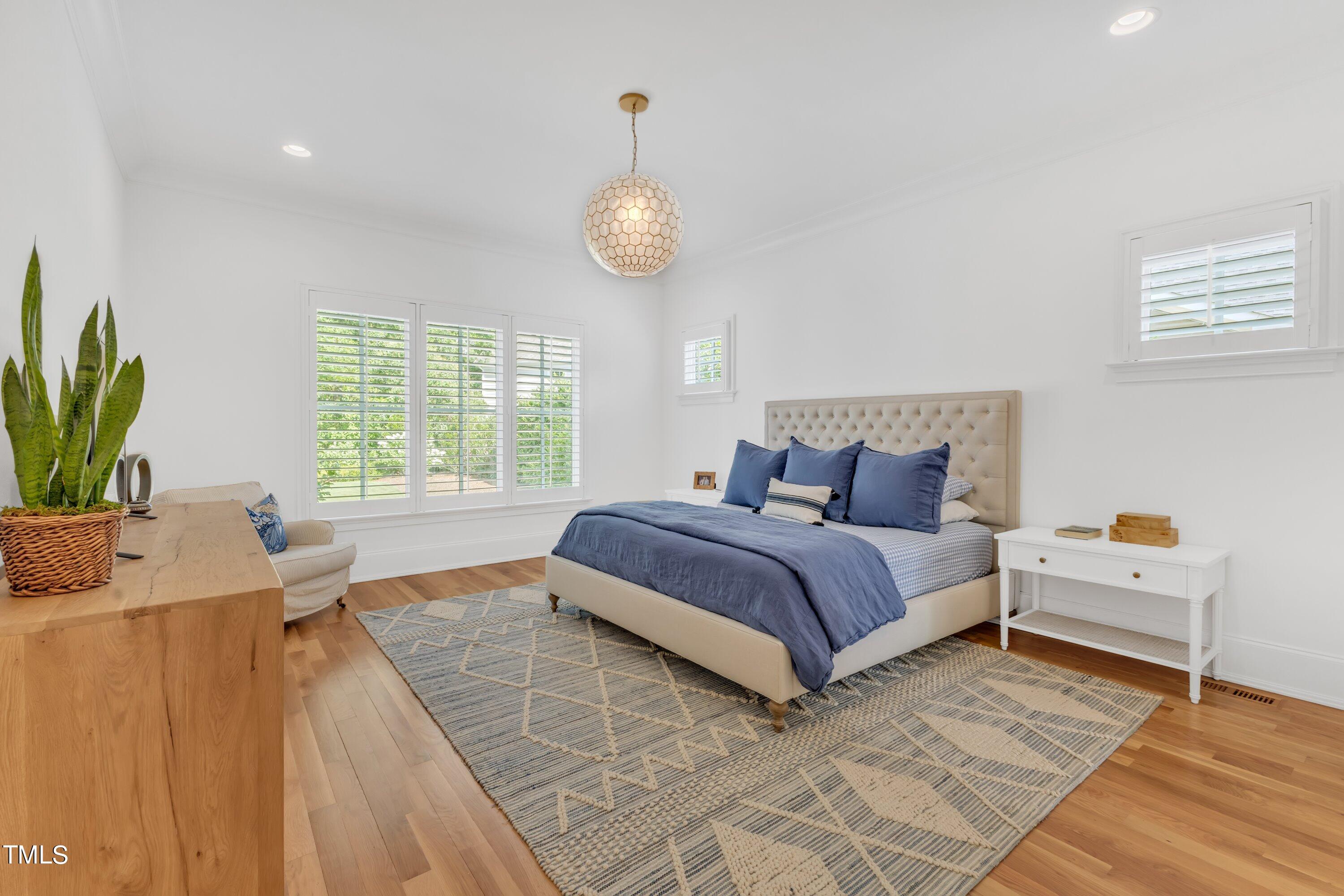 3517 Bellevue Road