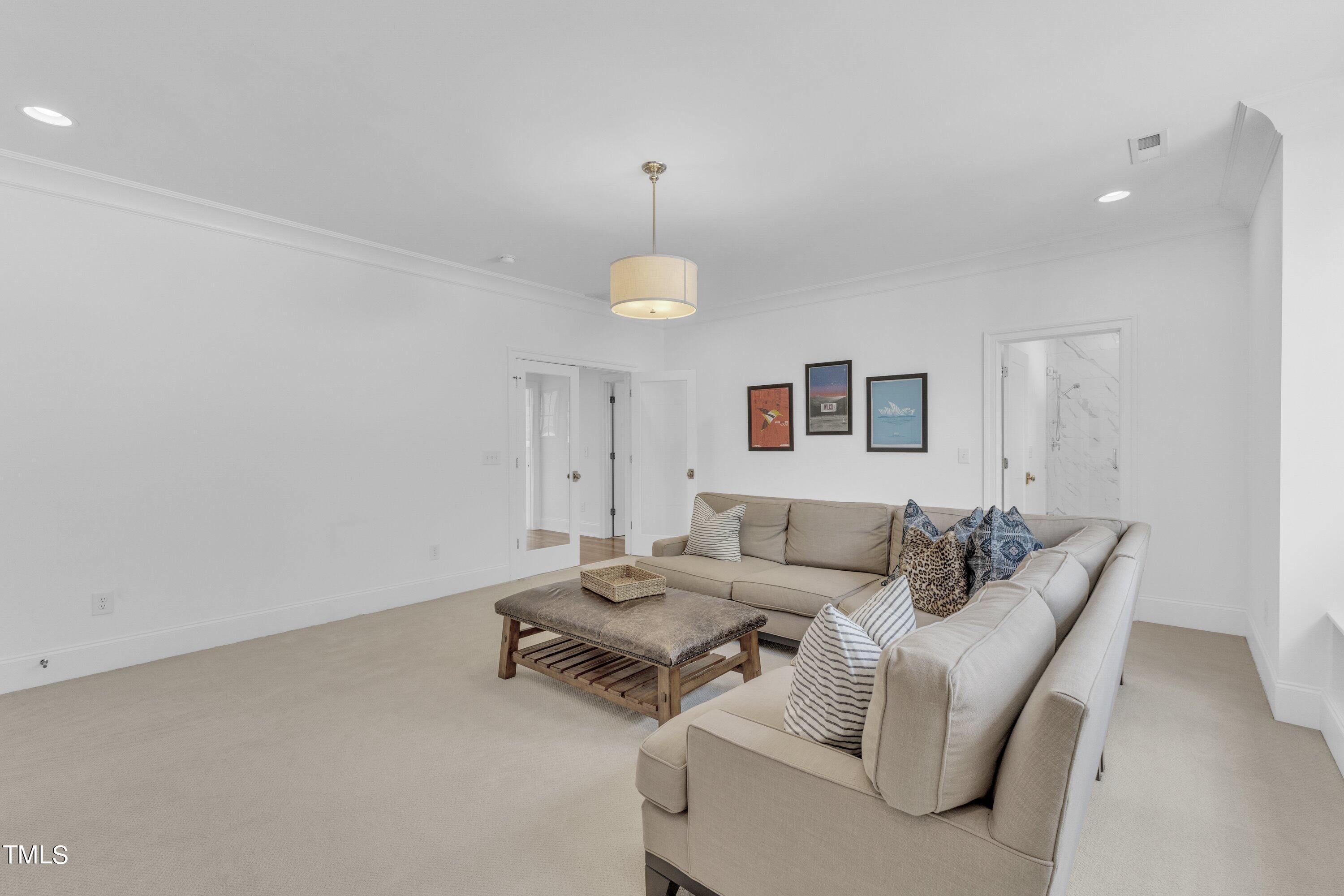 3517 Bellevue Road