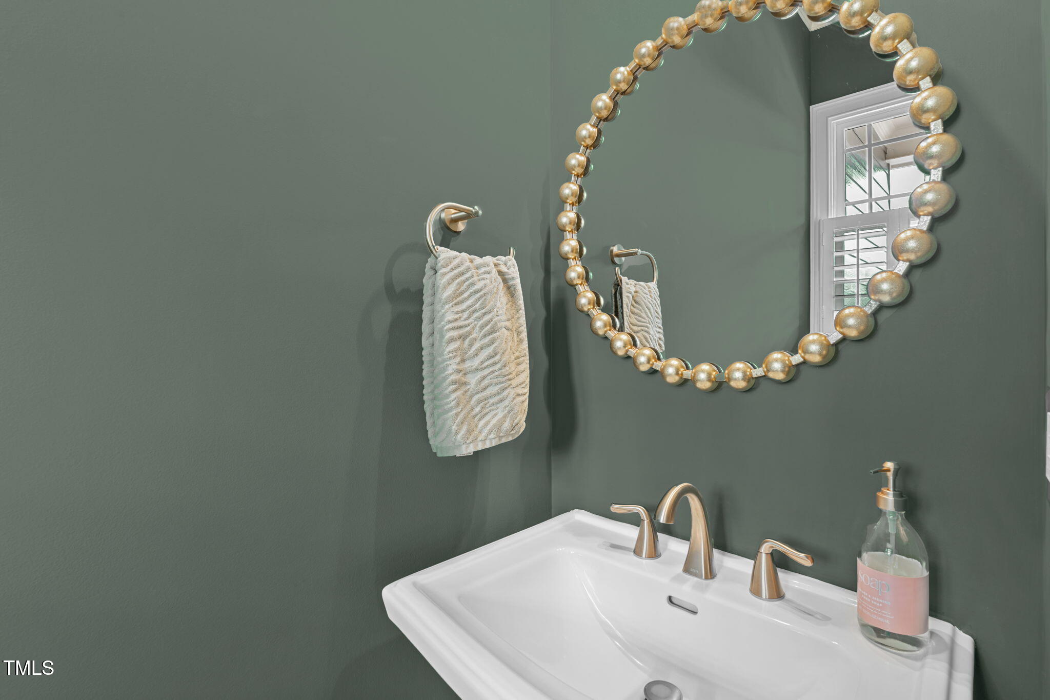 200 Middle Creek Park Avenue