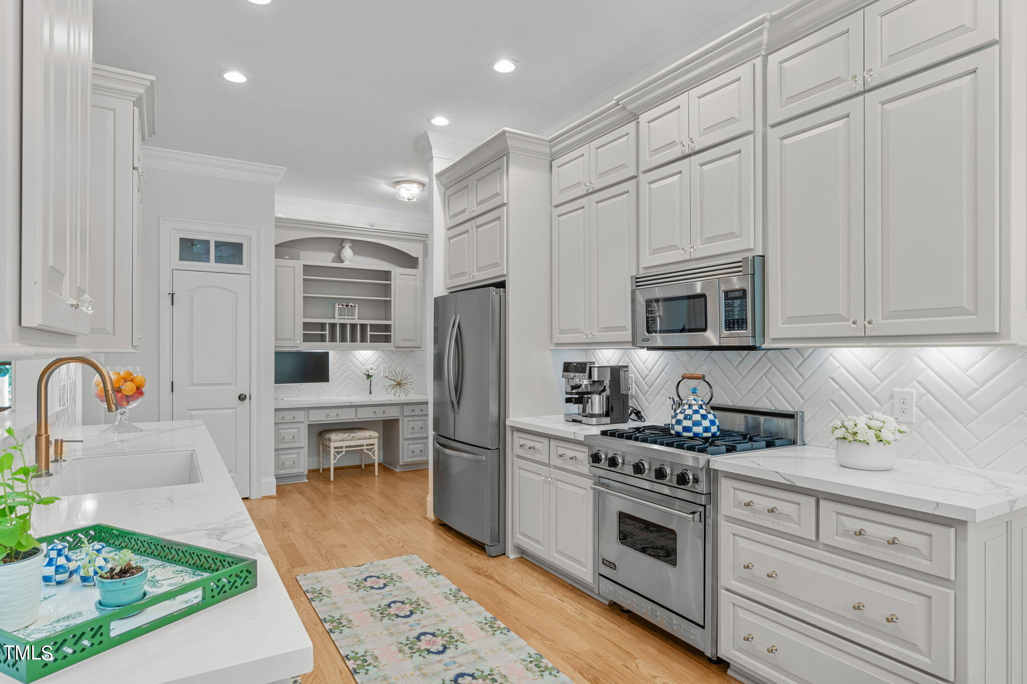 200 Middle Creek Park Avenue