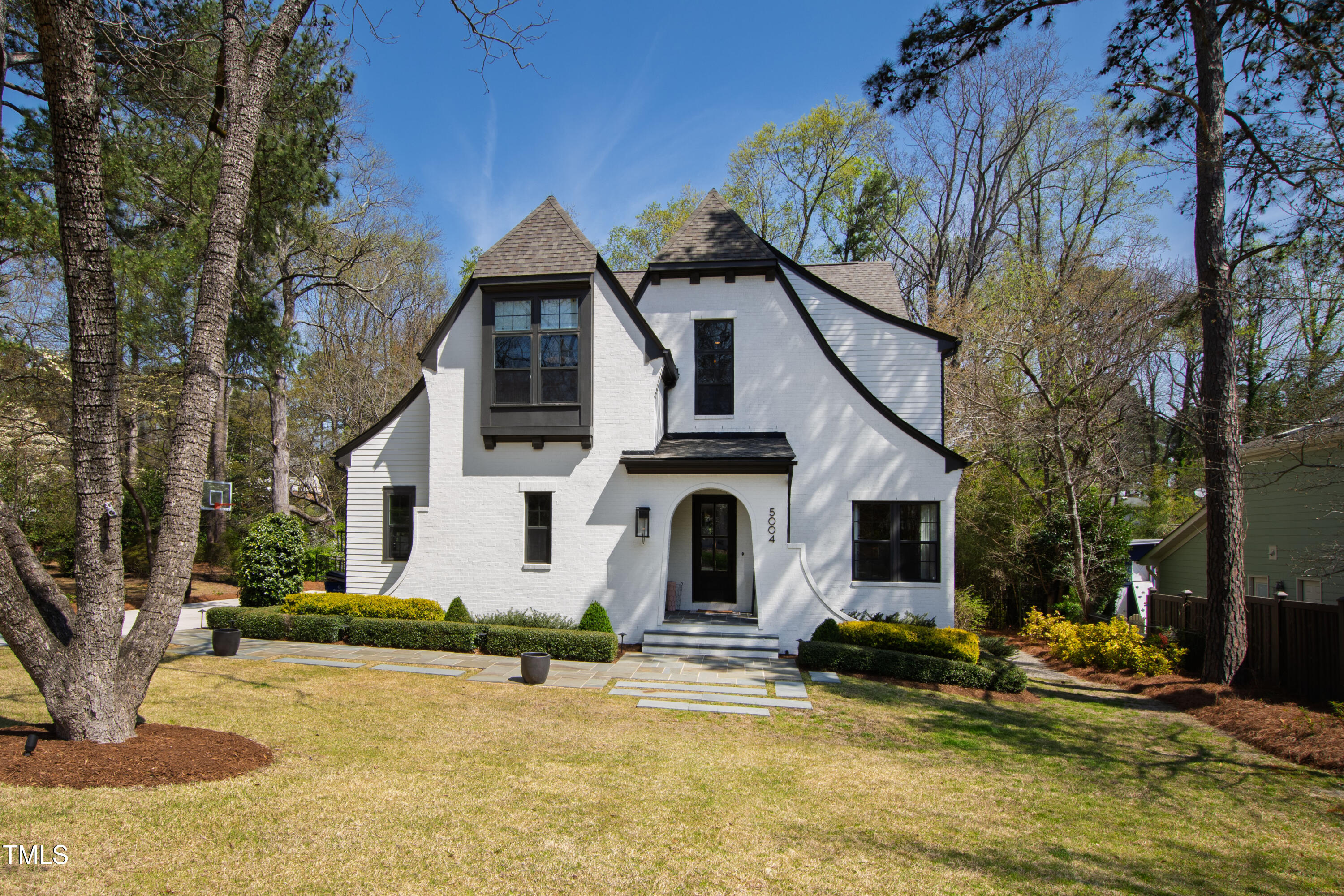 5004 Lakemont Drive