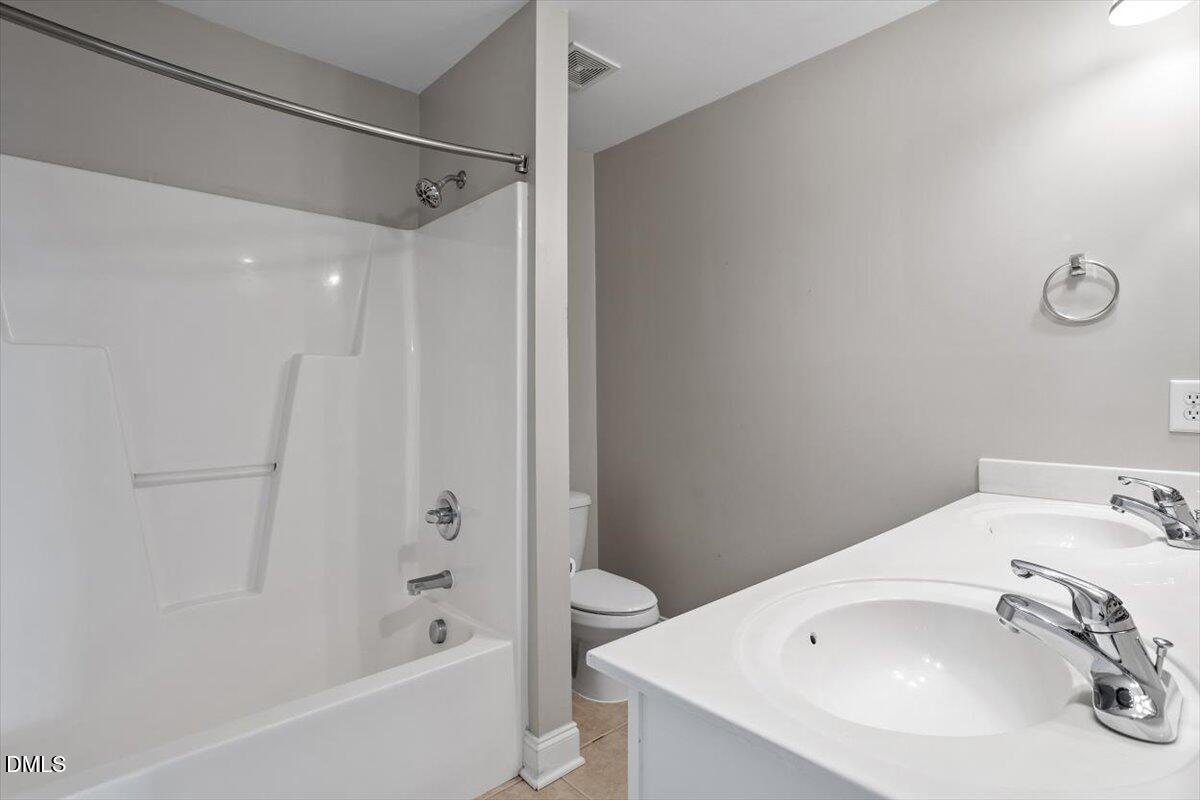 115 Windermere Drive # 204