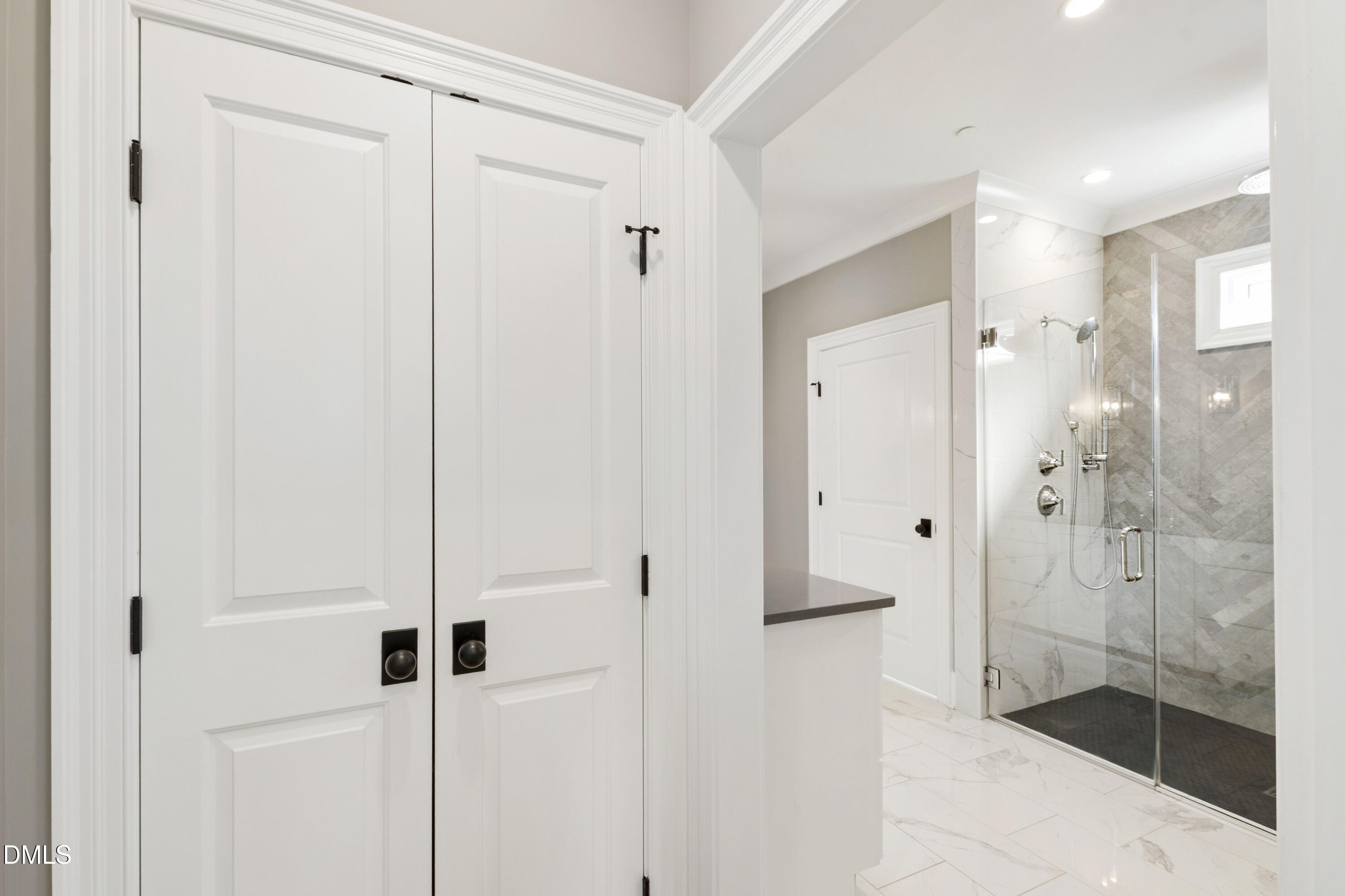 910 Oberlin Road # 101, Raleigh Unit: 101