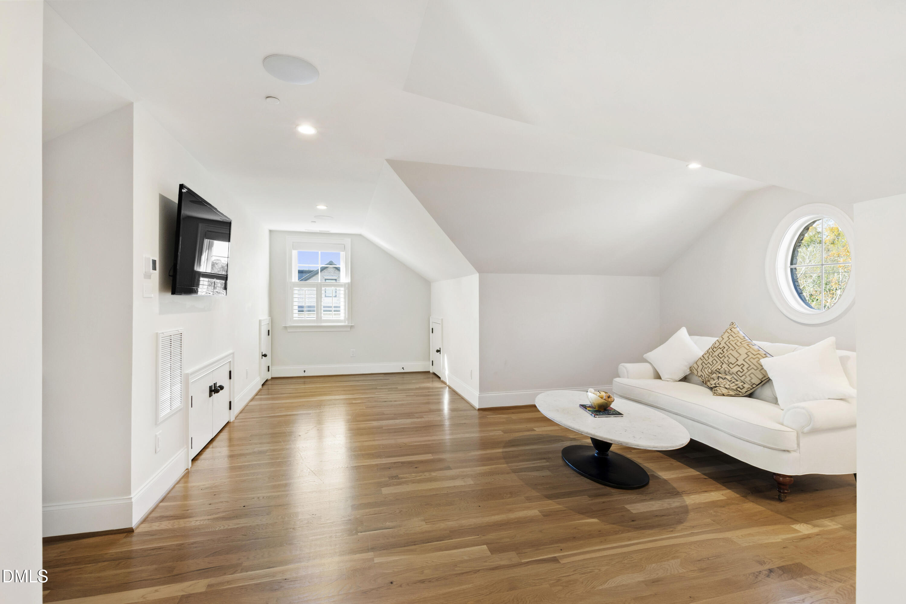 910 Oberlin Road # 101, Raleigh Unit: 101