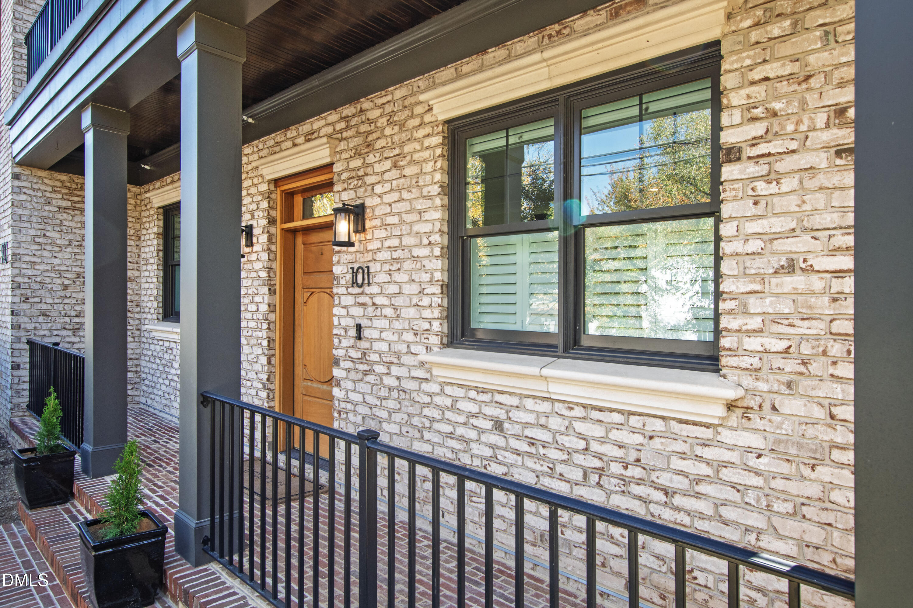 910 Oberlin Road # 101, Raleigh Unit: 101