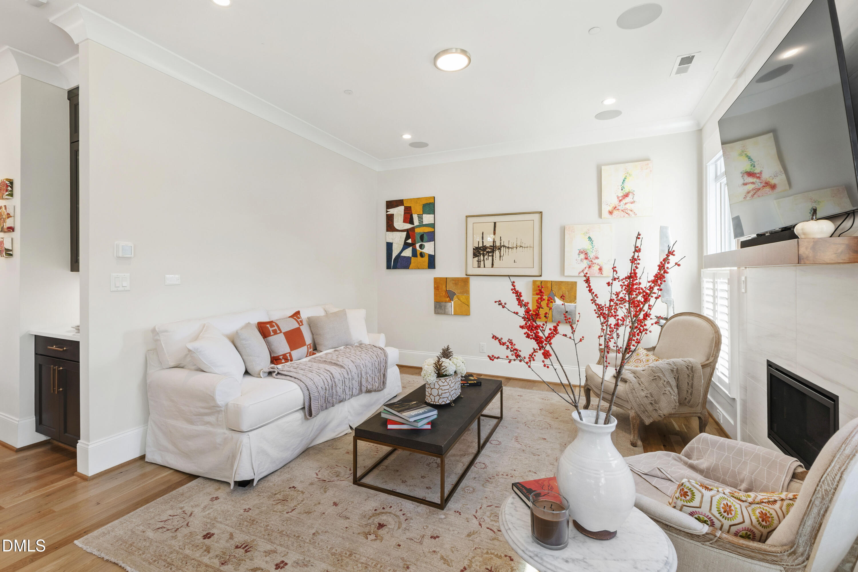 910 Oberlin Road # 101, Raleigh Unit: 101