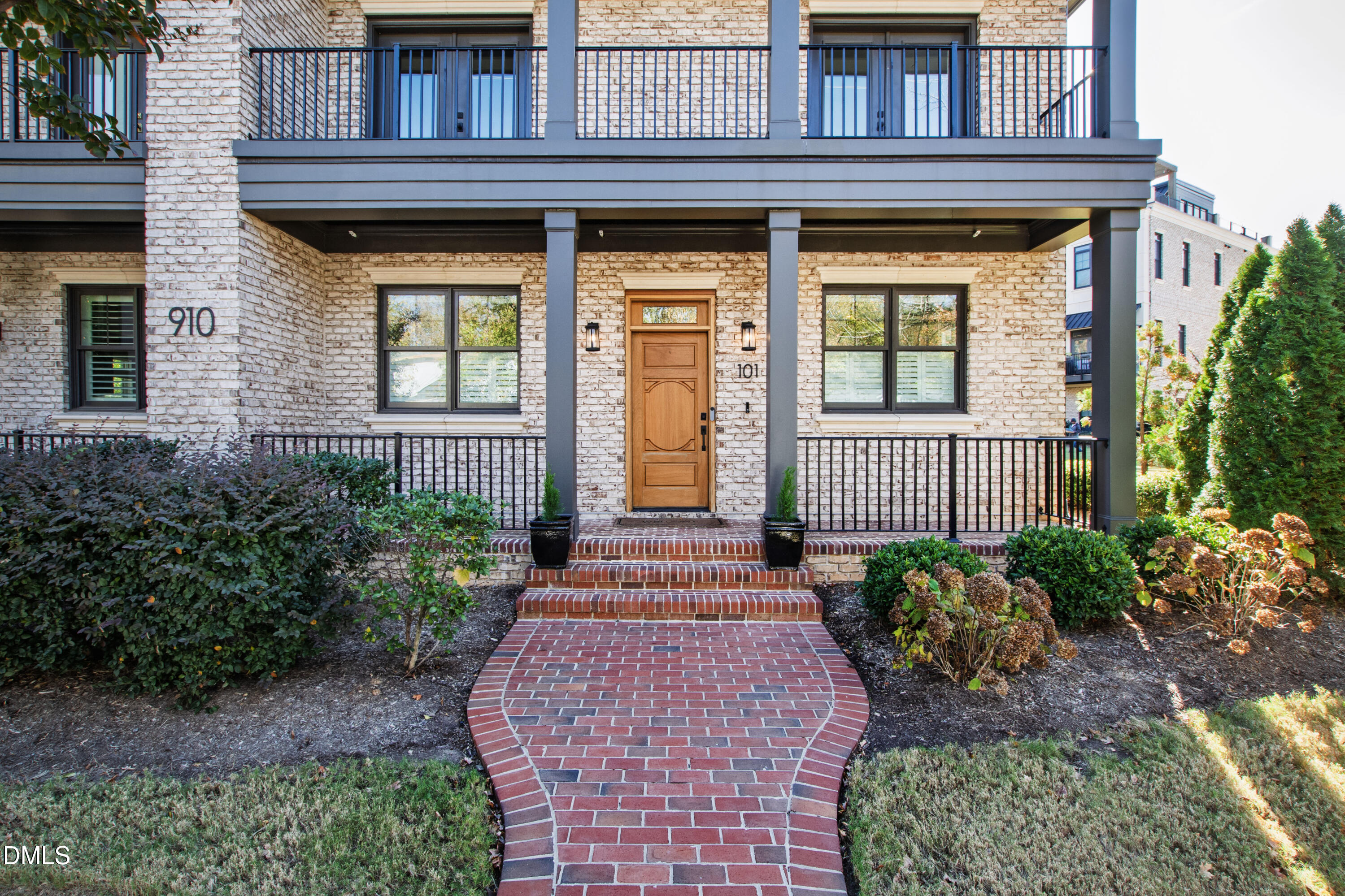 910 Oberlin Road # 101, Raleigh Unit: 101