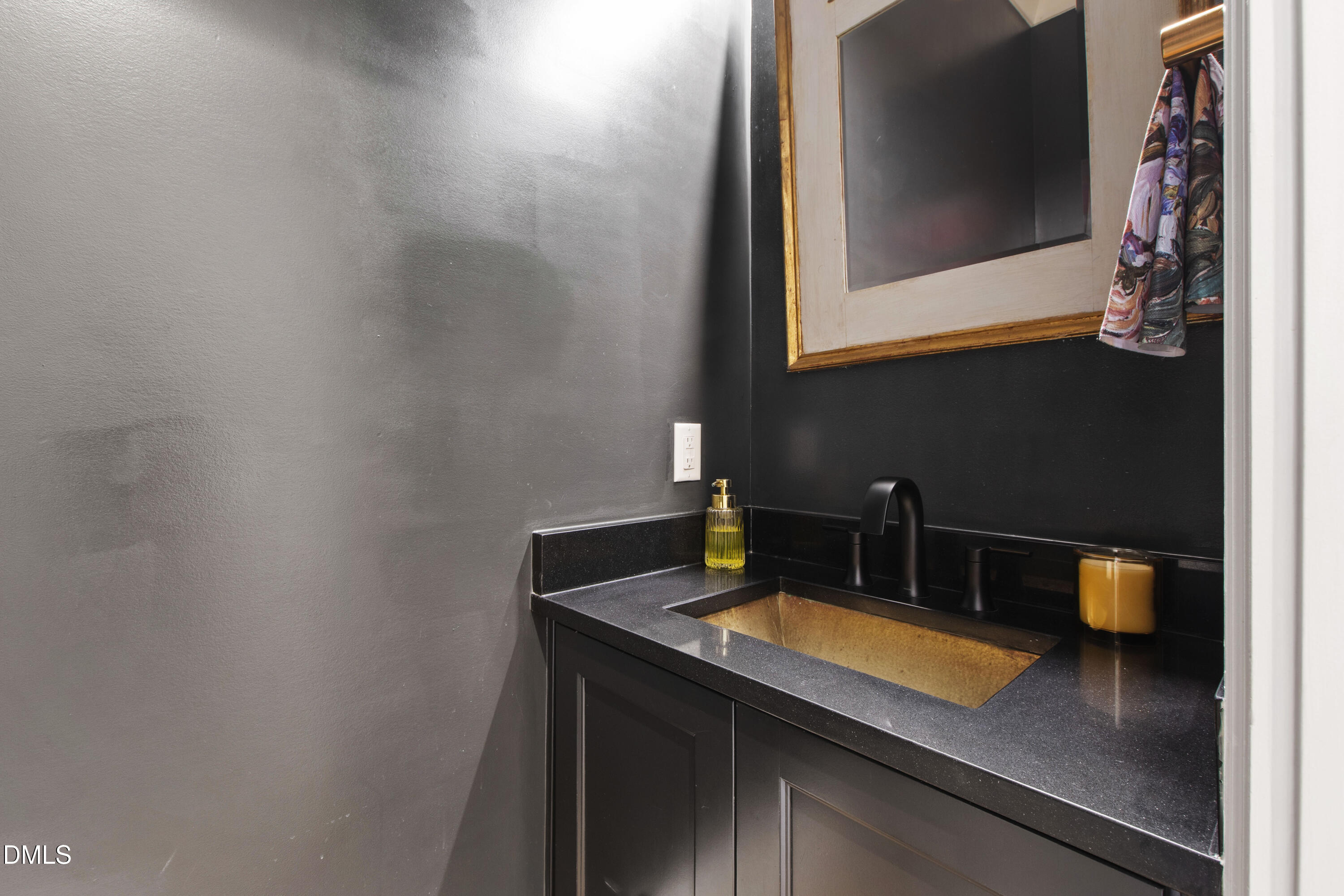 910 Oberlin Road # 101, Raleigh Unit: 101