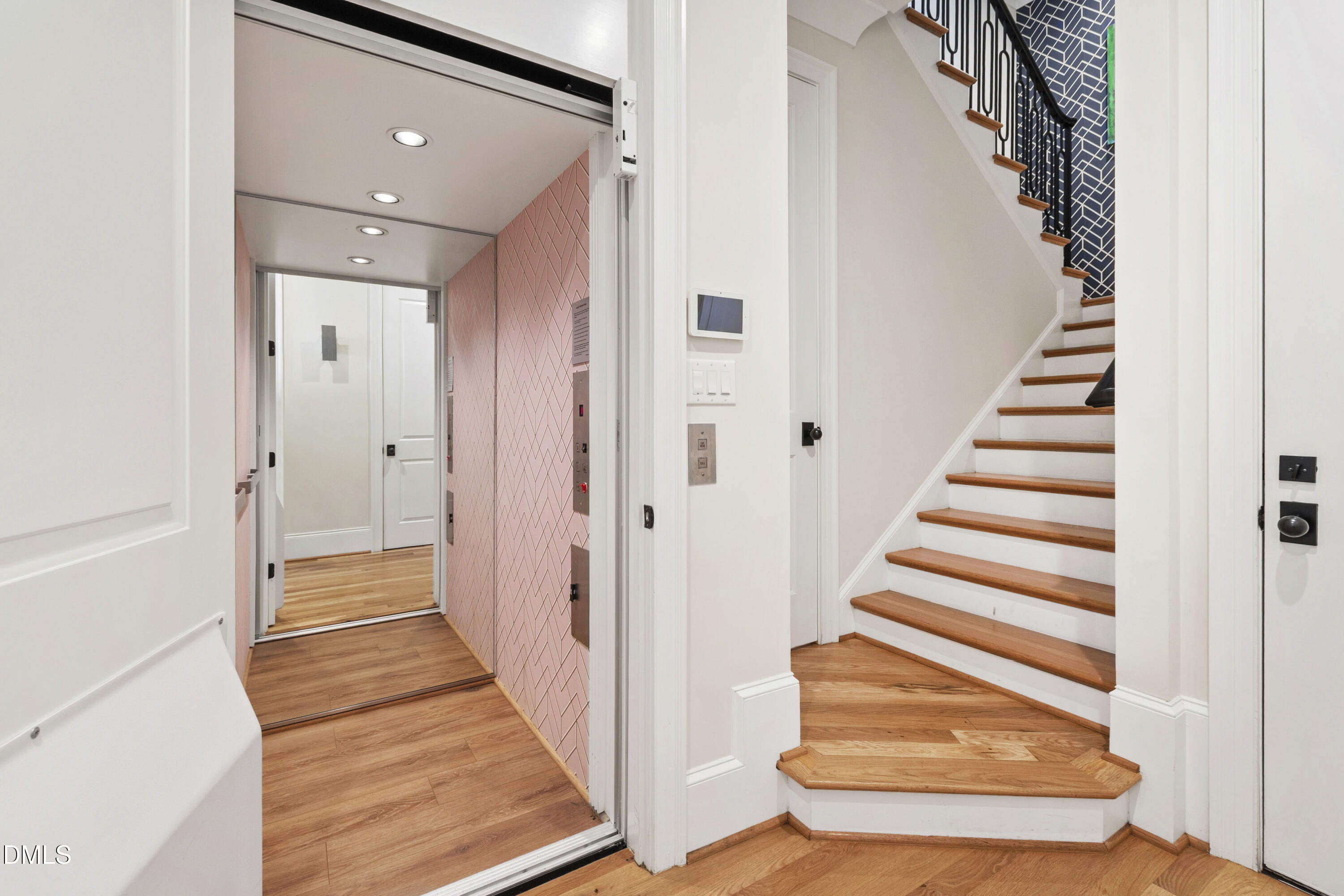 910 Oberlin Road # 101, Raleigh Unit: 101