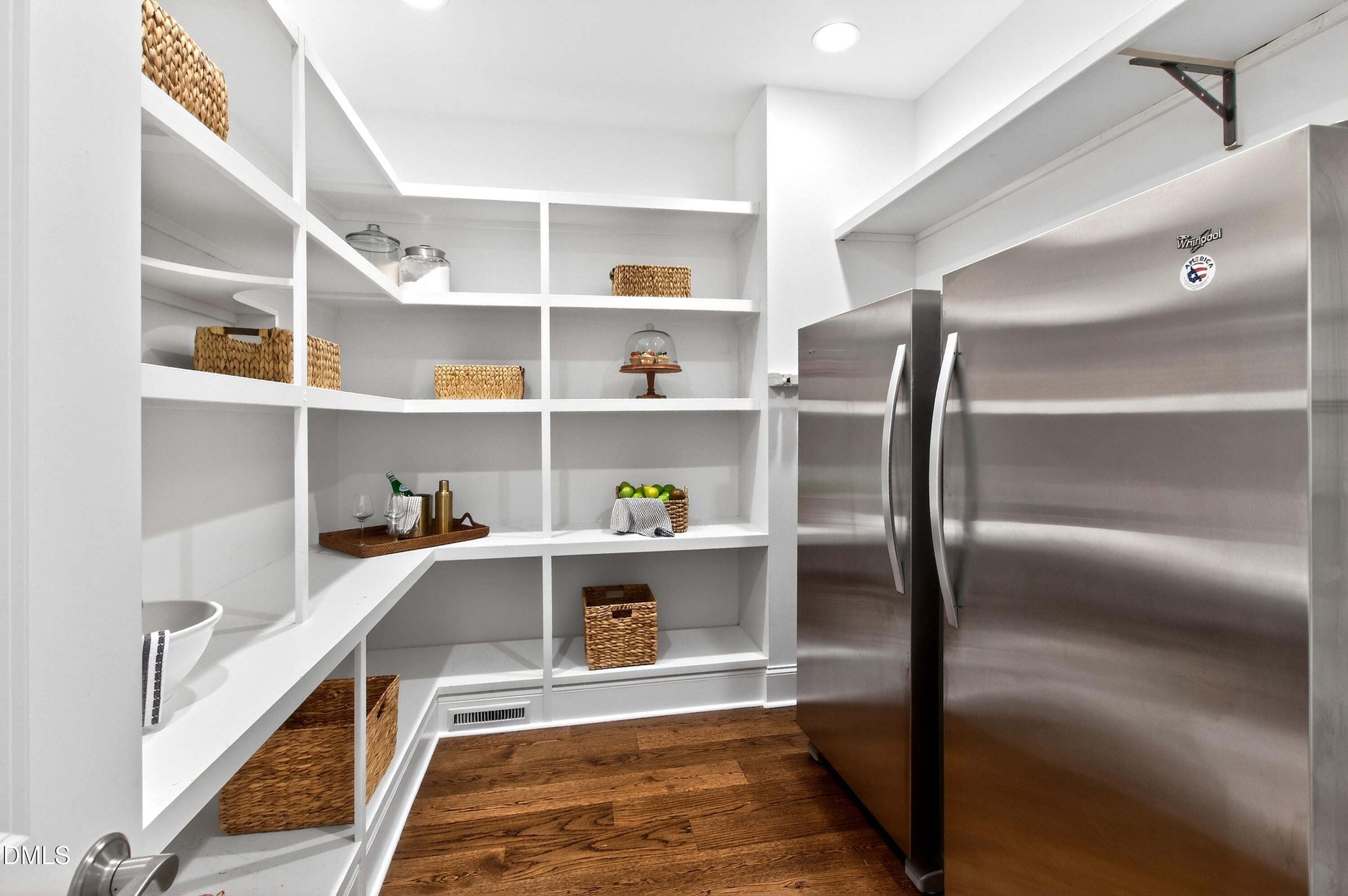 5607 Lambshire Drive