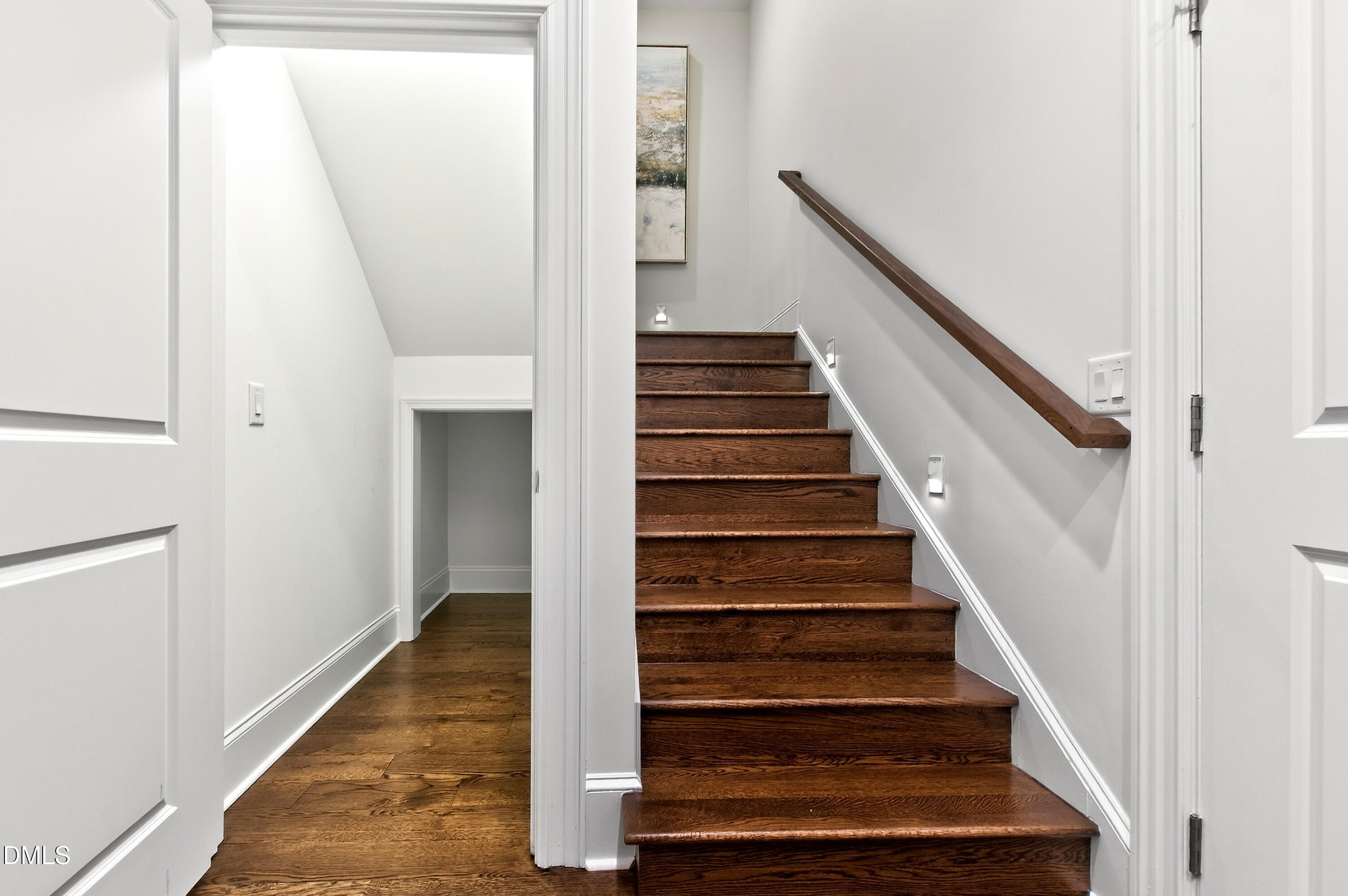 5607 Lambshire Drive