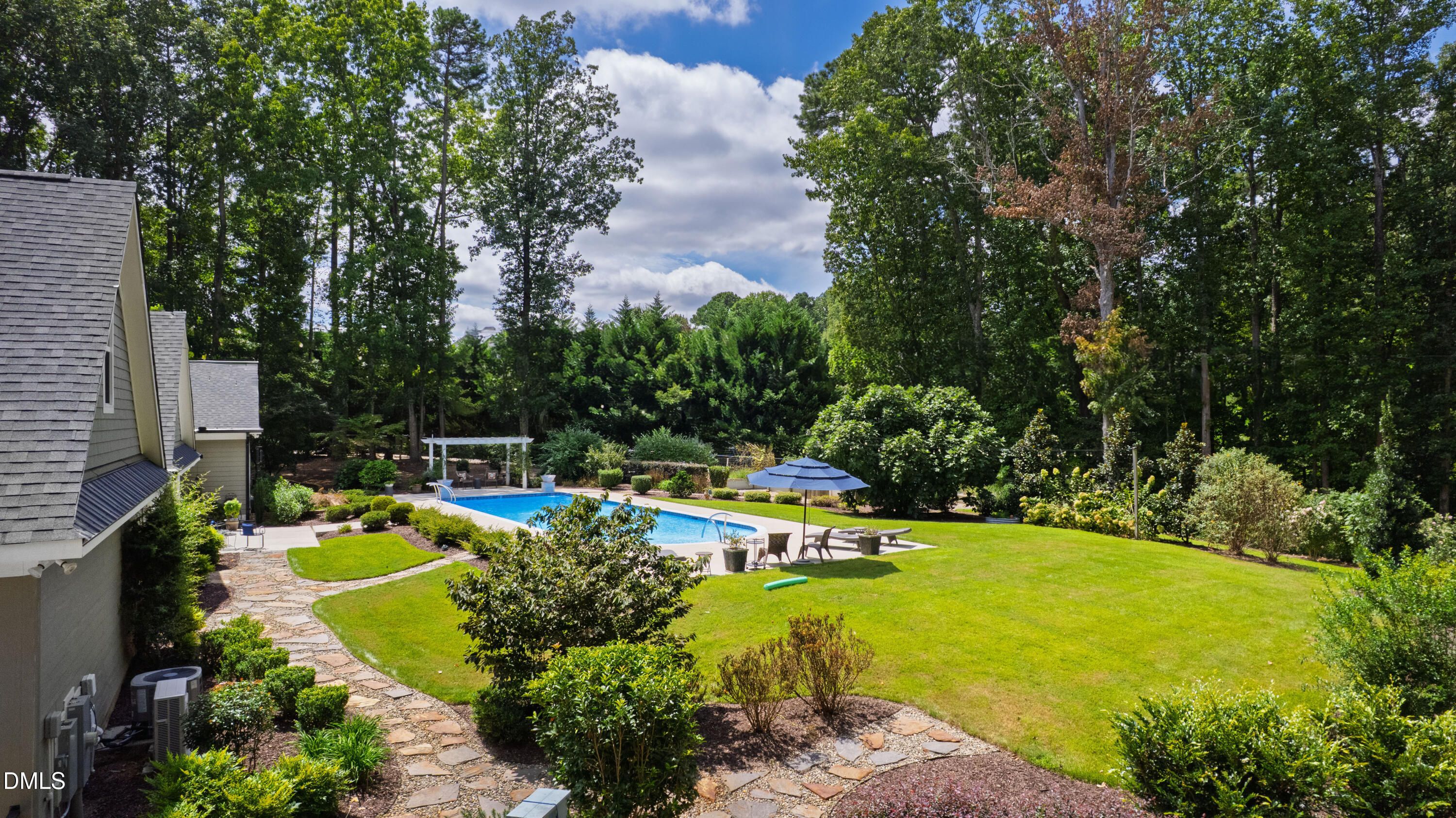 5607 Lambshire Drive