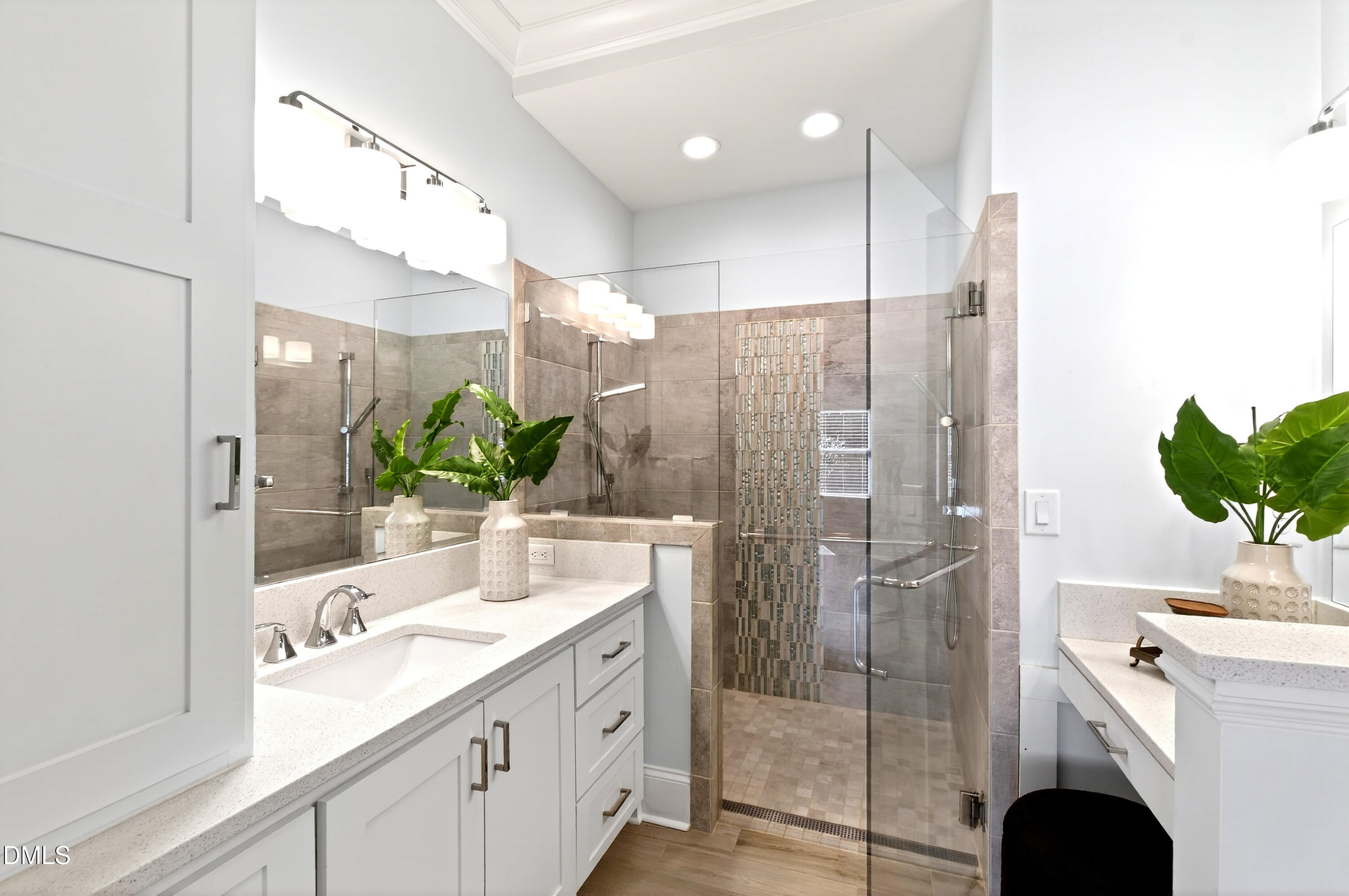 5607 Lambshire Drive