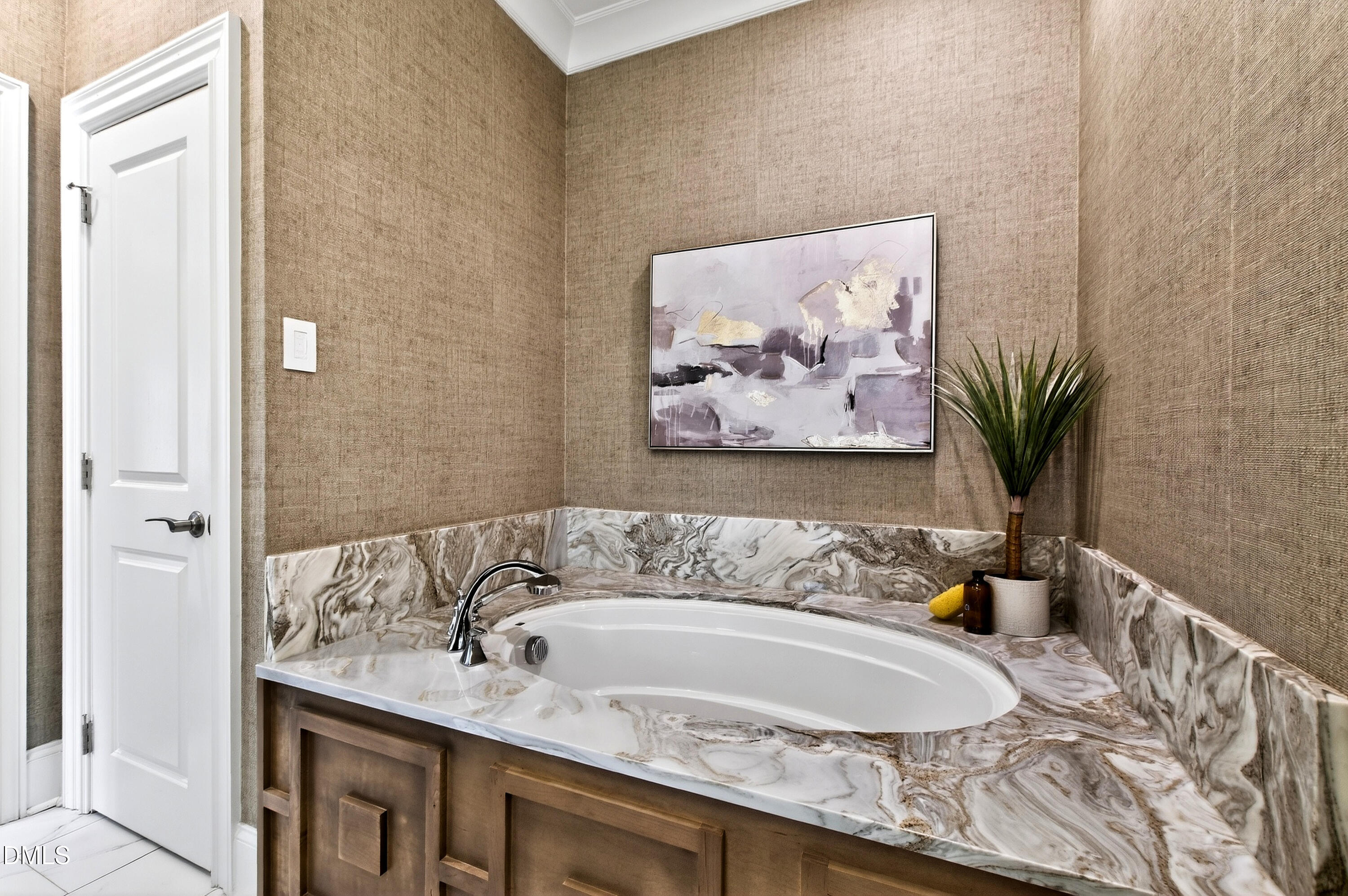 5607 Lambshire Drive