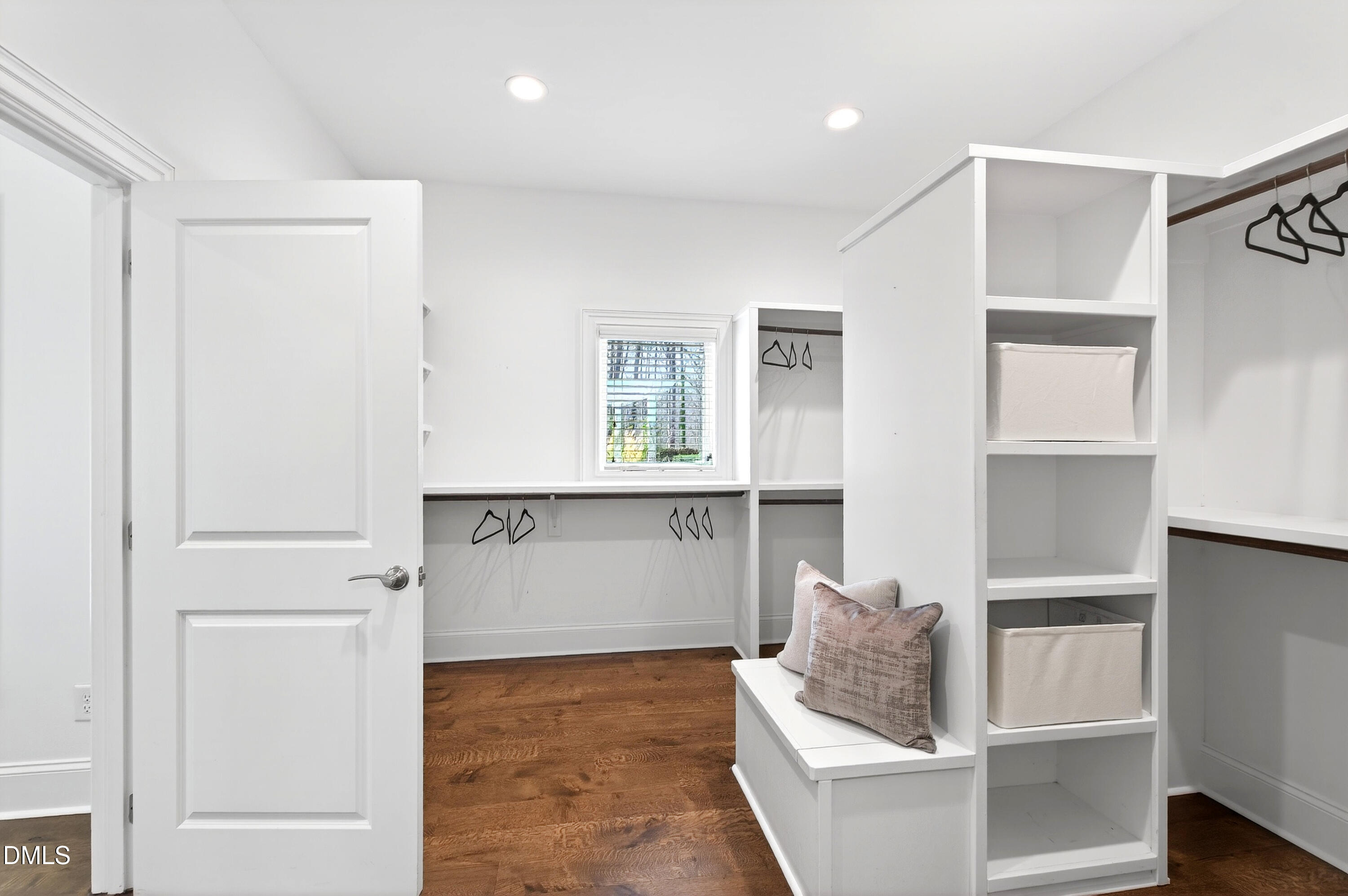 5607 Lambshire Drive