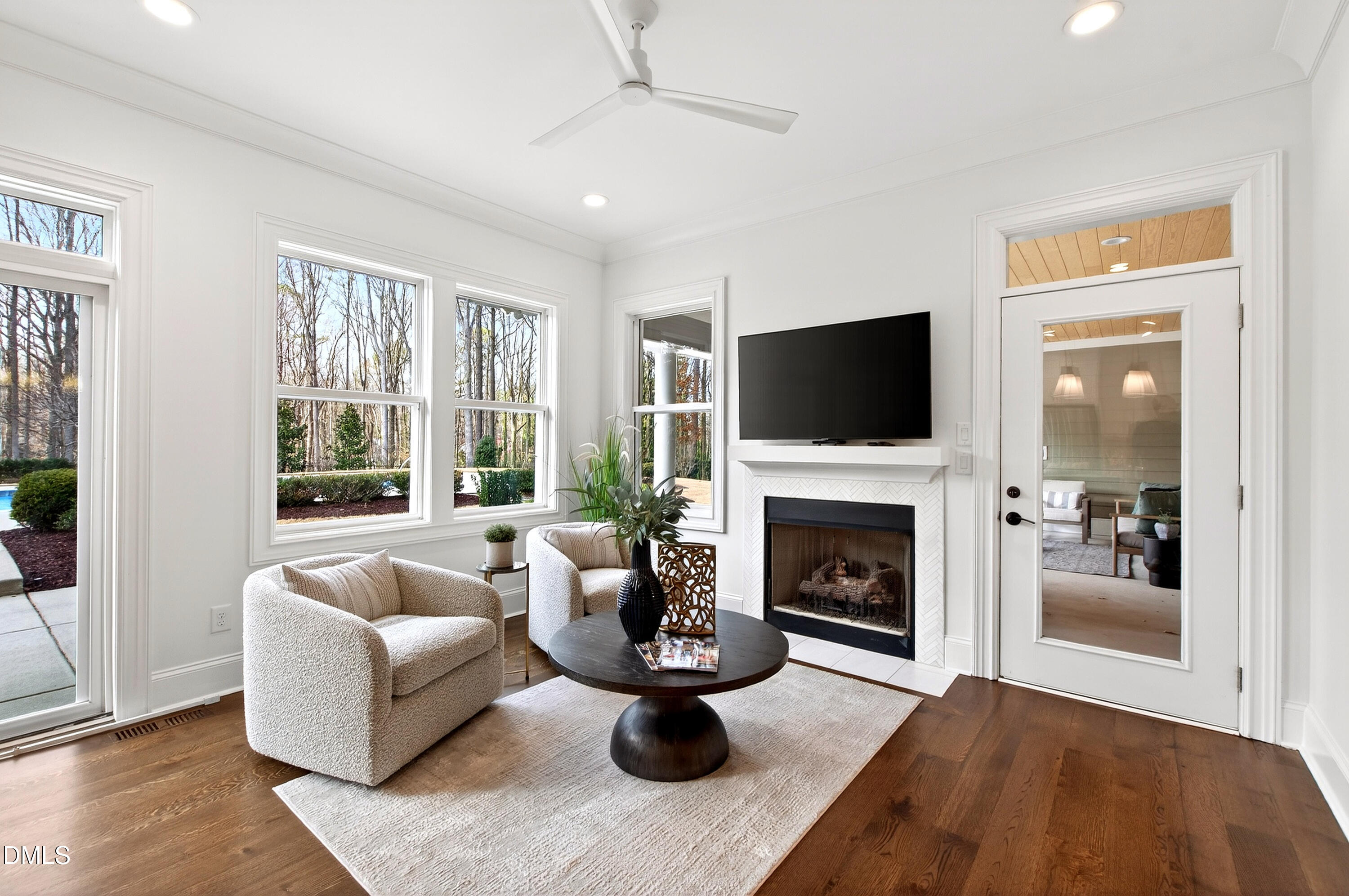 5607 Lambshire Drive