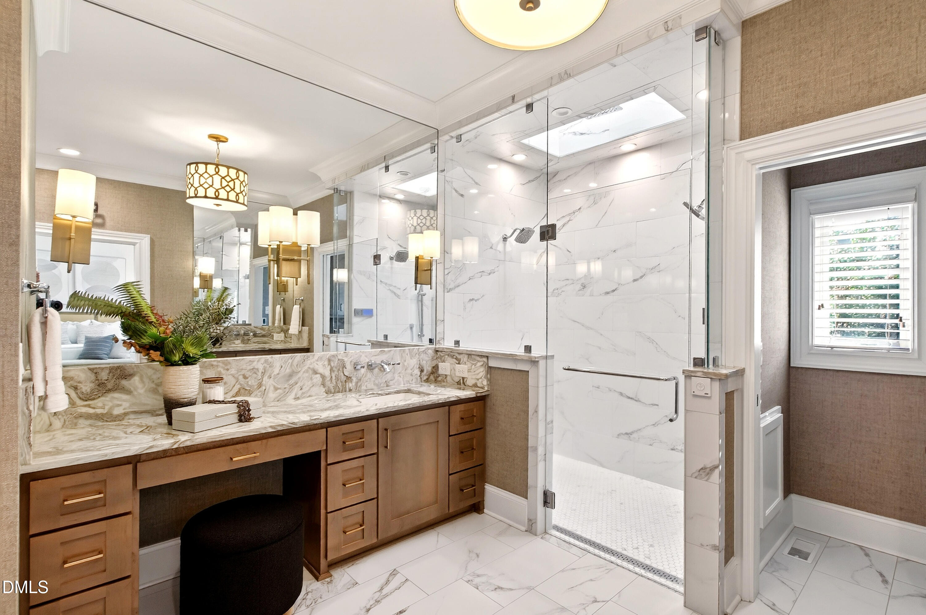 5607 Lambshire Drive