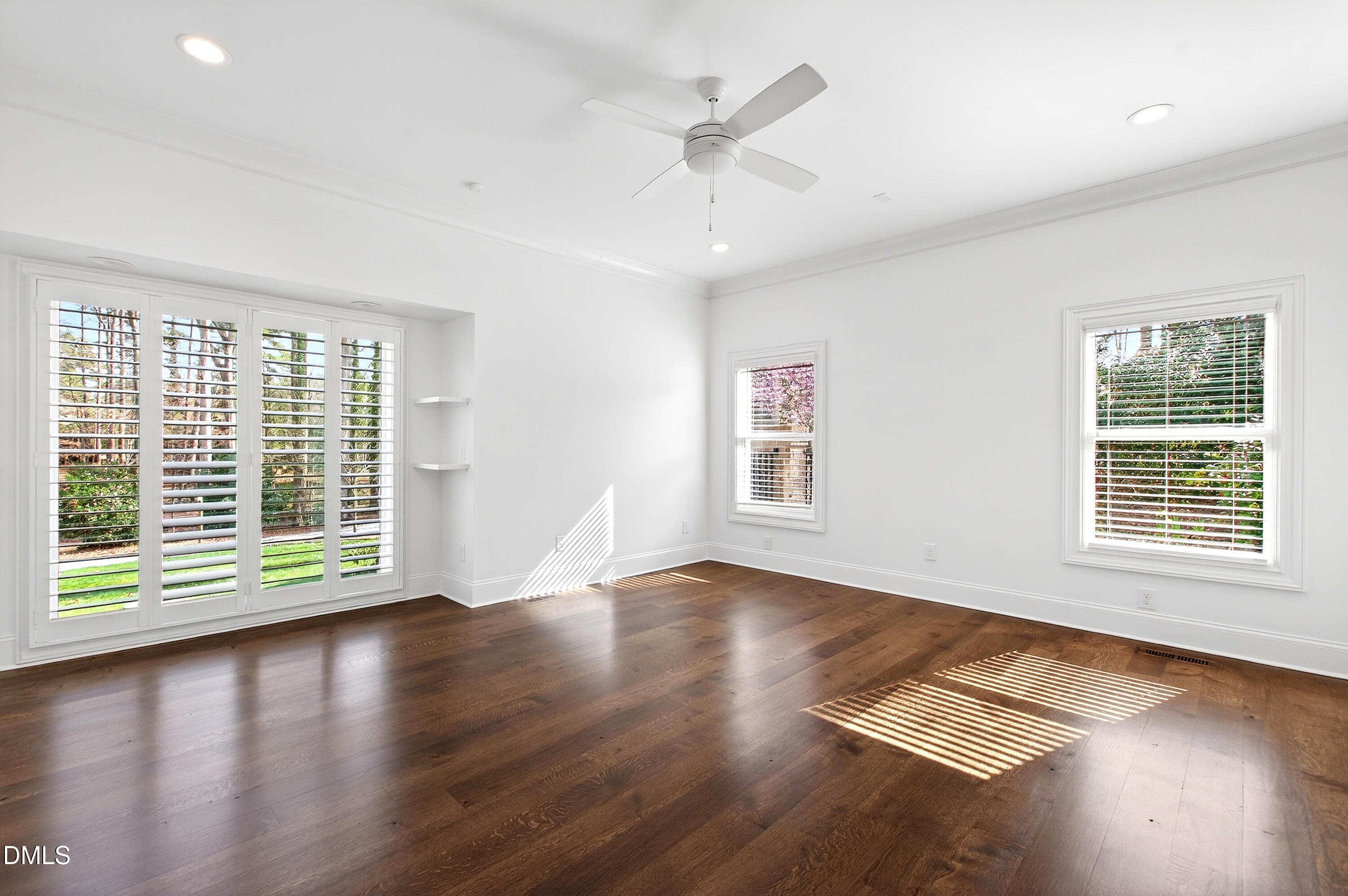 5607 Lambshire Drive